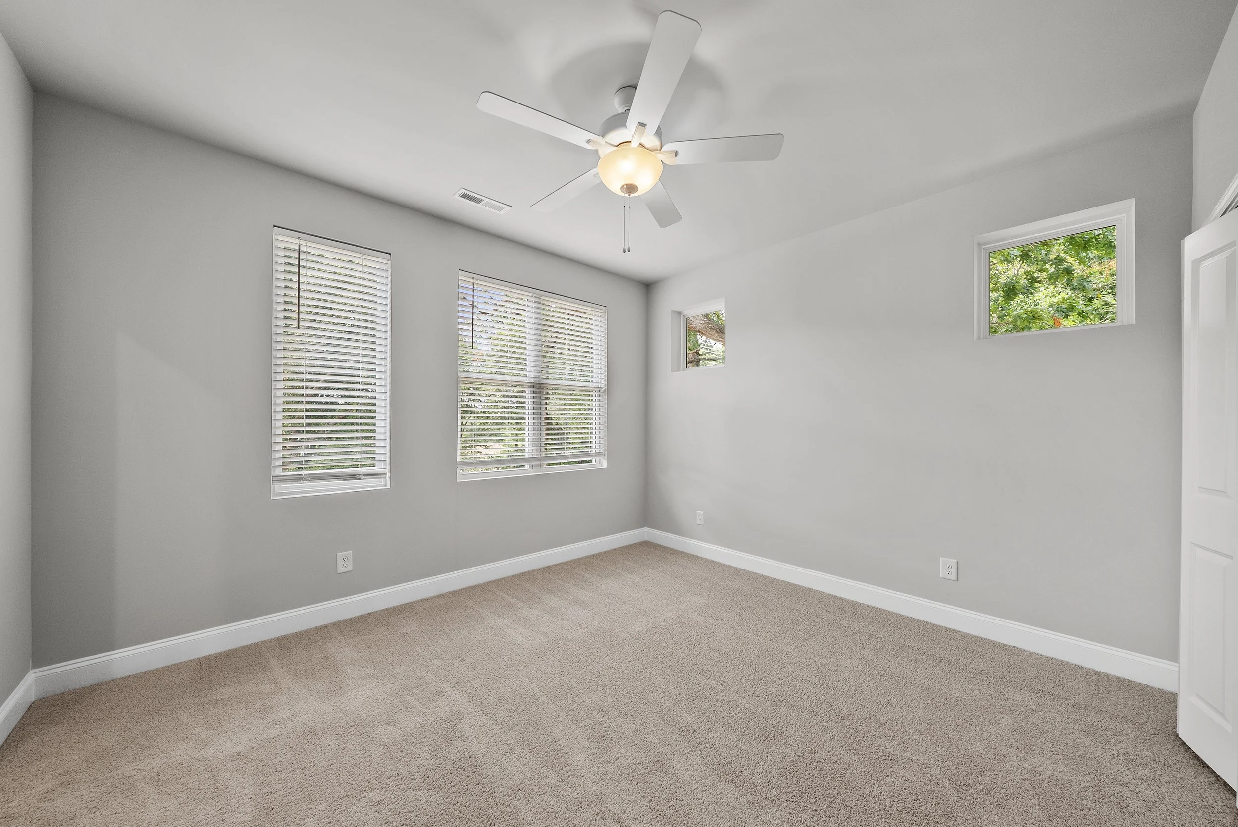 bedroom 7.jpg