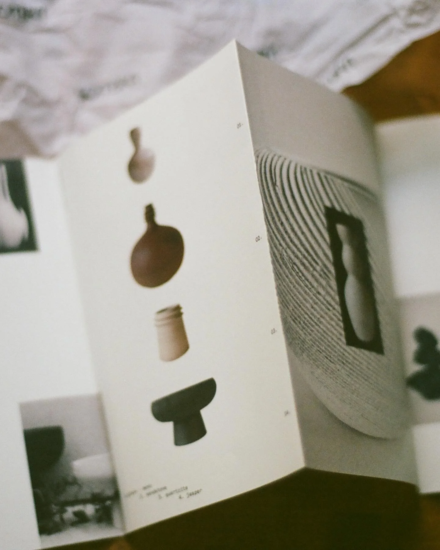 A teeny tiny cross-section of the magic that is the @_sombra.la unboxing experience captured on film in my kitchen. 

There&rsquo;s something so special and satisfying about designing for print. About creating something tangible that can be held, tou