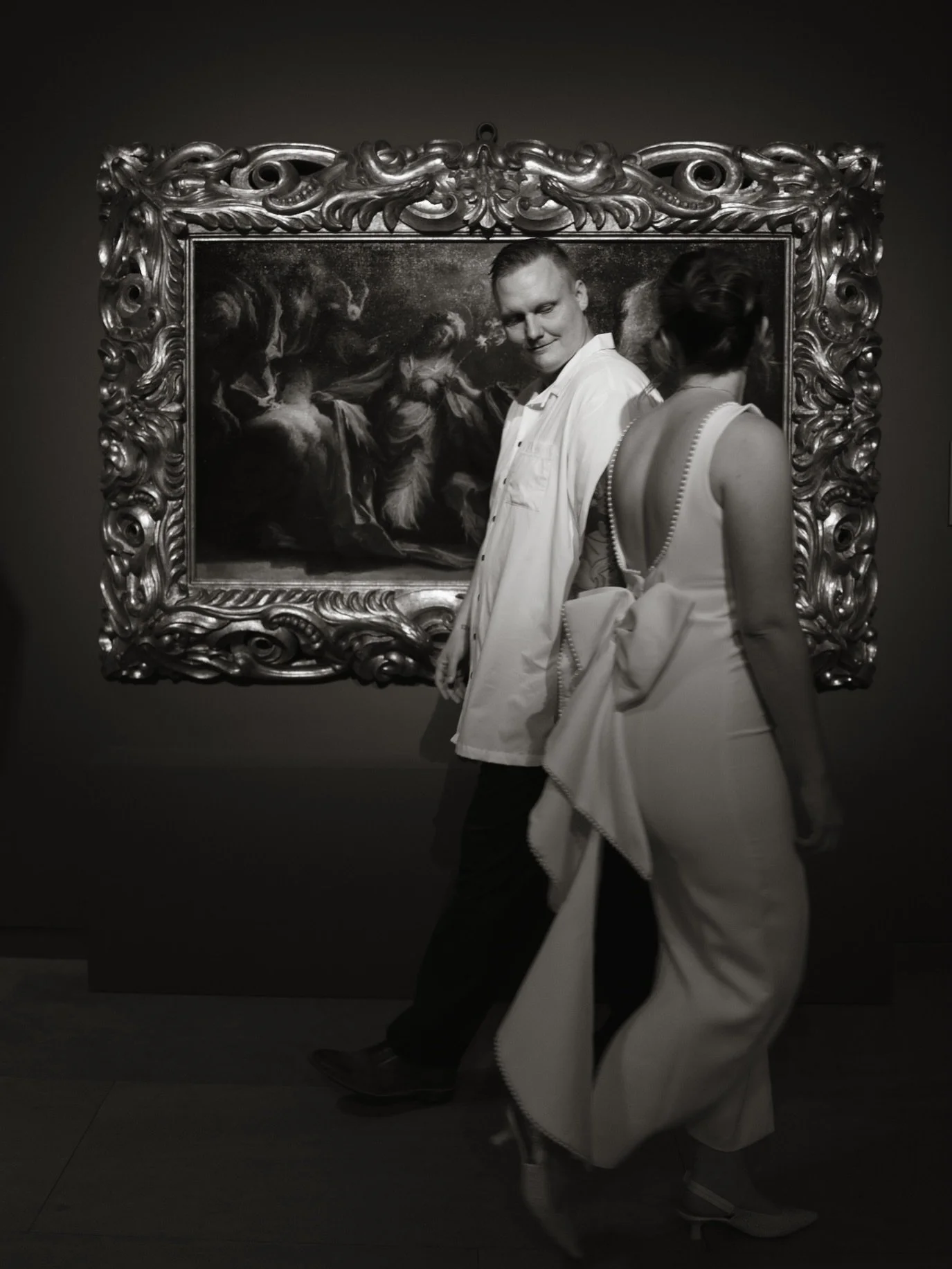 When our couple asked about taking their engagement photos at the Phoenix Art Museum, we coordinated with the museum to reserve a private time for them, and their daughter to enjoy the space and capture some incredible photos.

The museum is beautifu