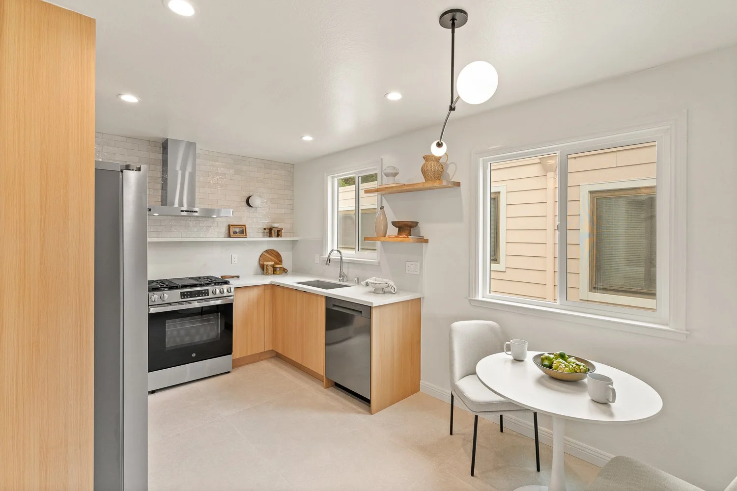 MLS-130 MORTON DR-8.jpg