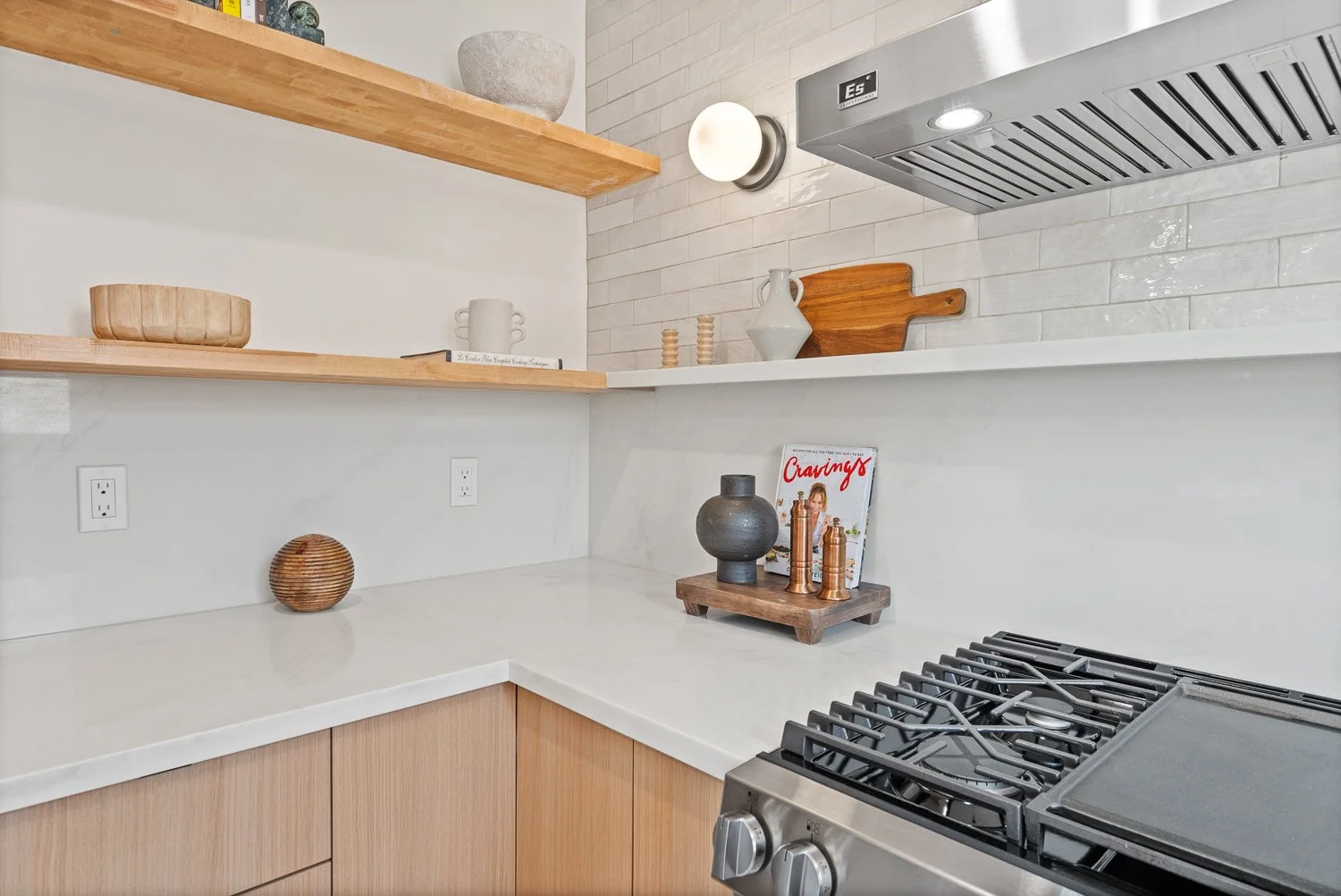 MLS-130 MORTON DR-45.jpg