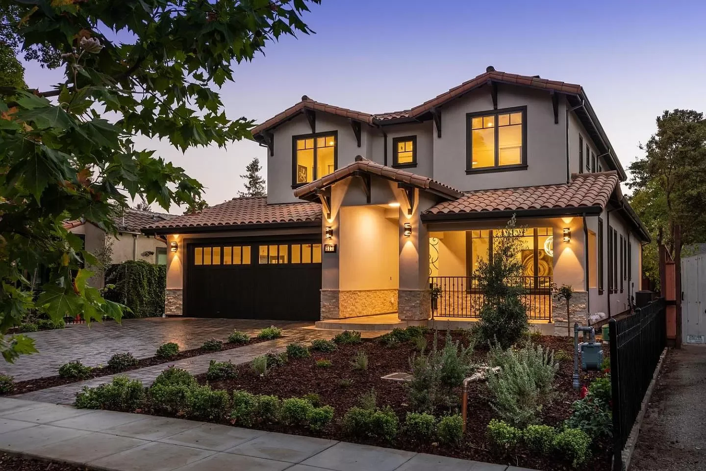 Italian living in Menlo Park by Three Pillars Construction.webp