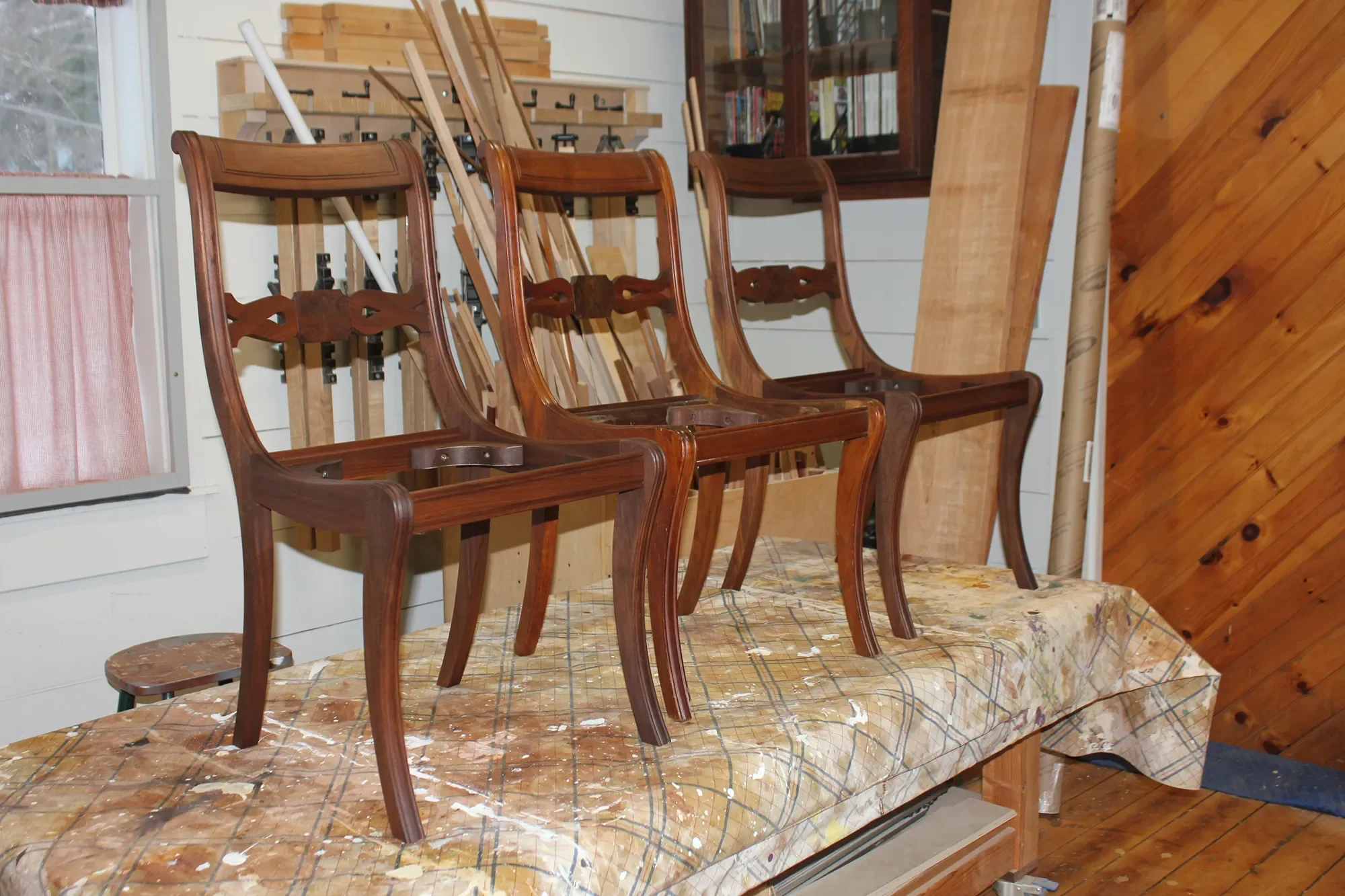 Flint Hill Furniture Louis Lovas Chairs (5).webp