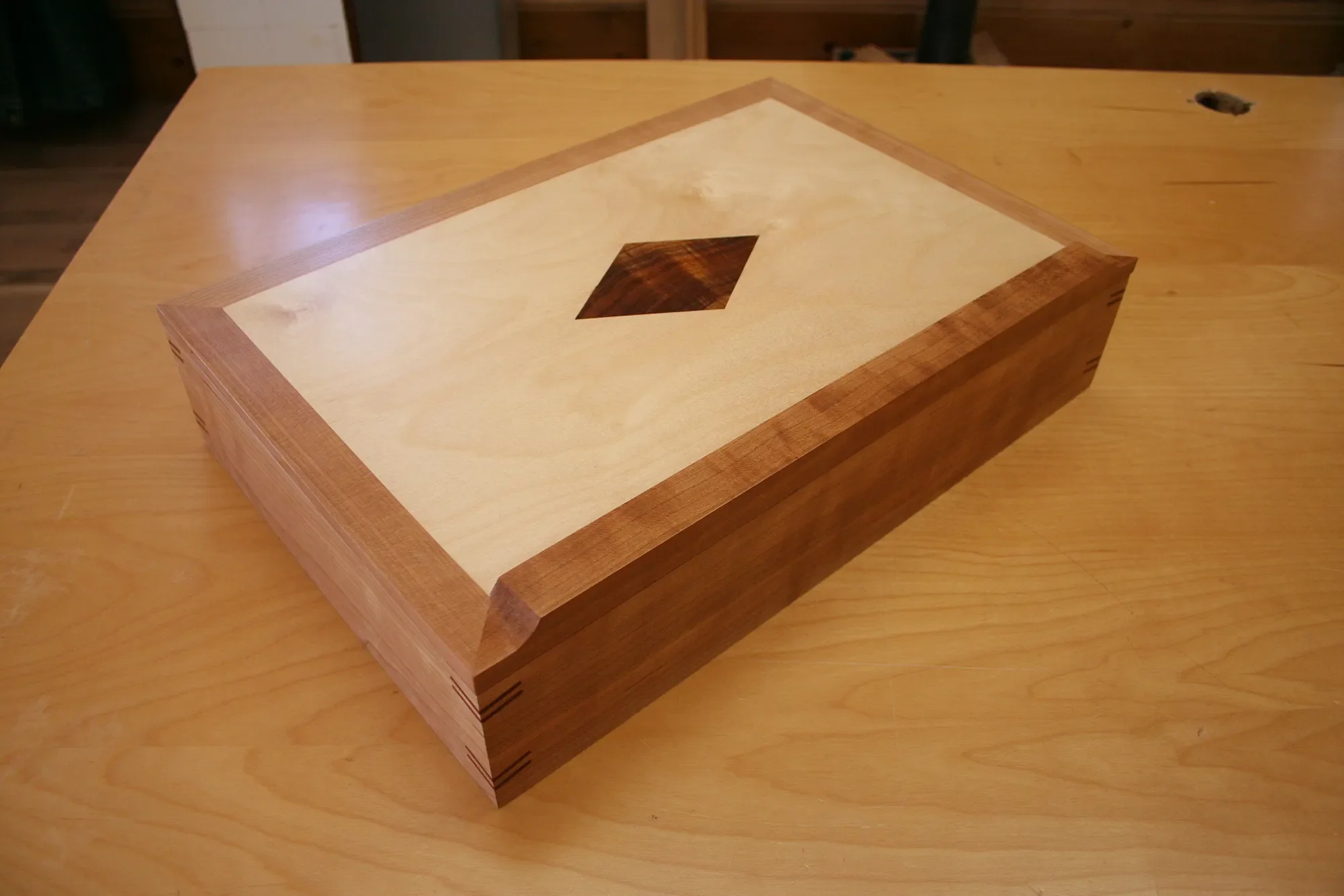 Flint Hill Furniture Louis Lovas Boxes (1).webp