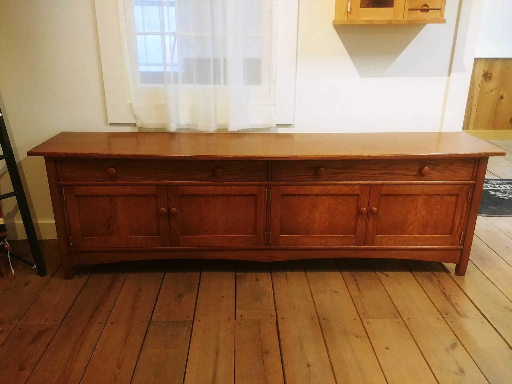 Flint Hill Furniture Louis Lovas (3).webp
