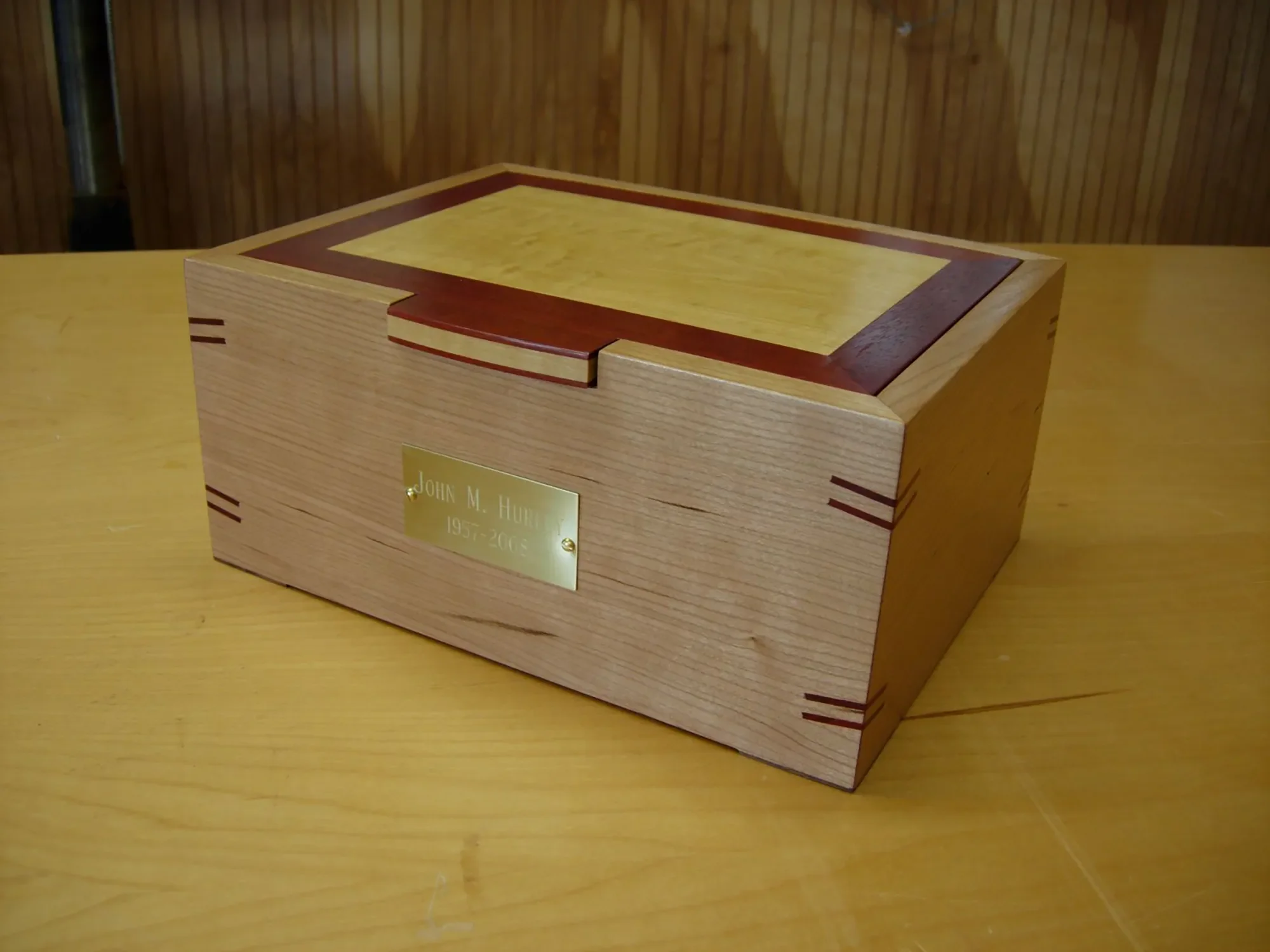 Flint Hill Furniture Louis Lovas box.webp