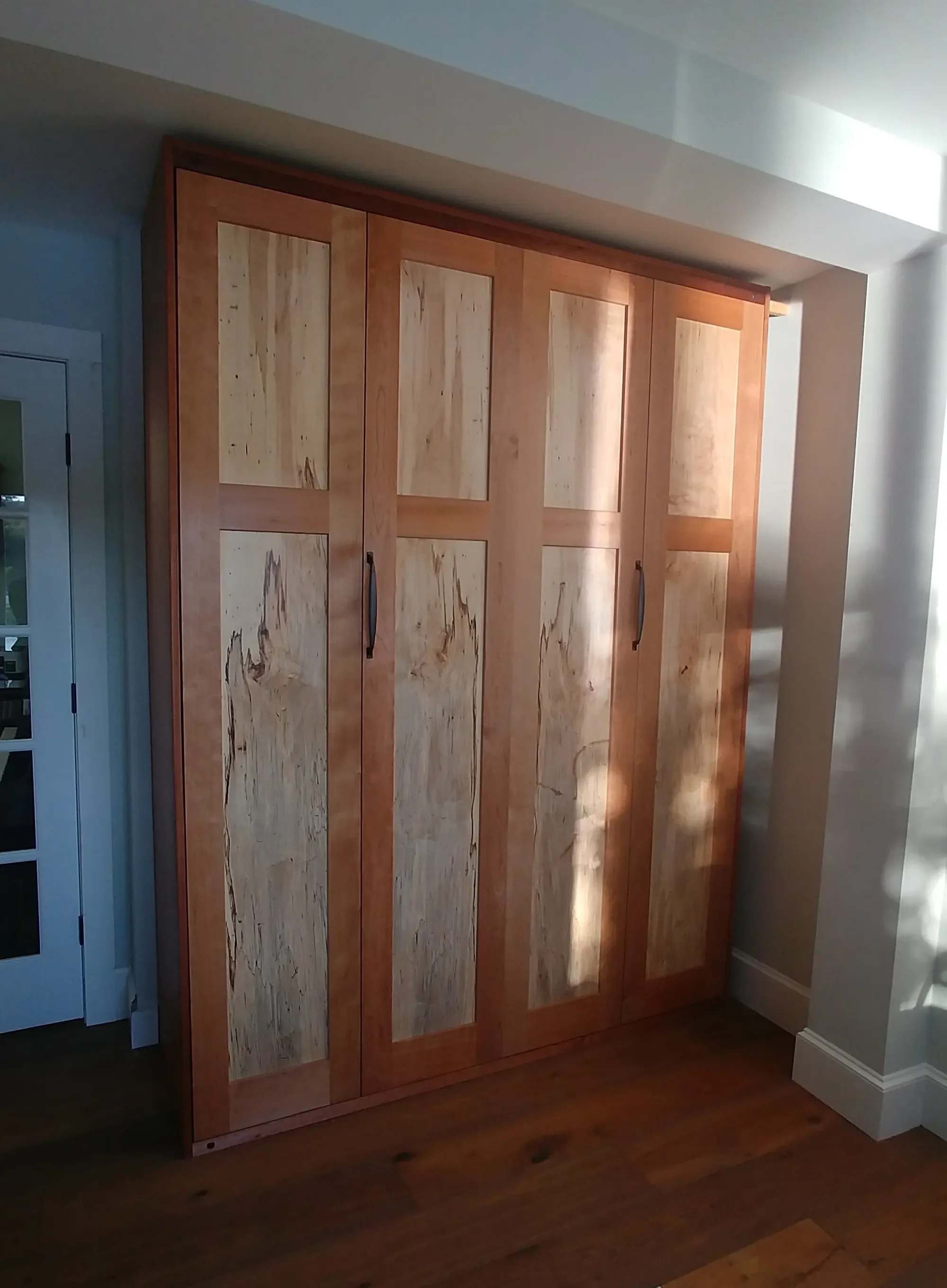 Flint Hill Furniture Louis Lovas MurphyBed.webp