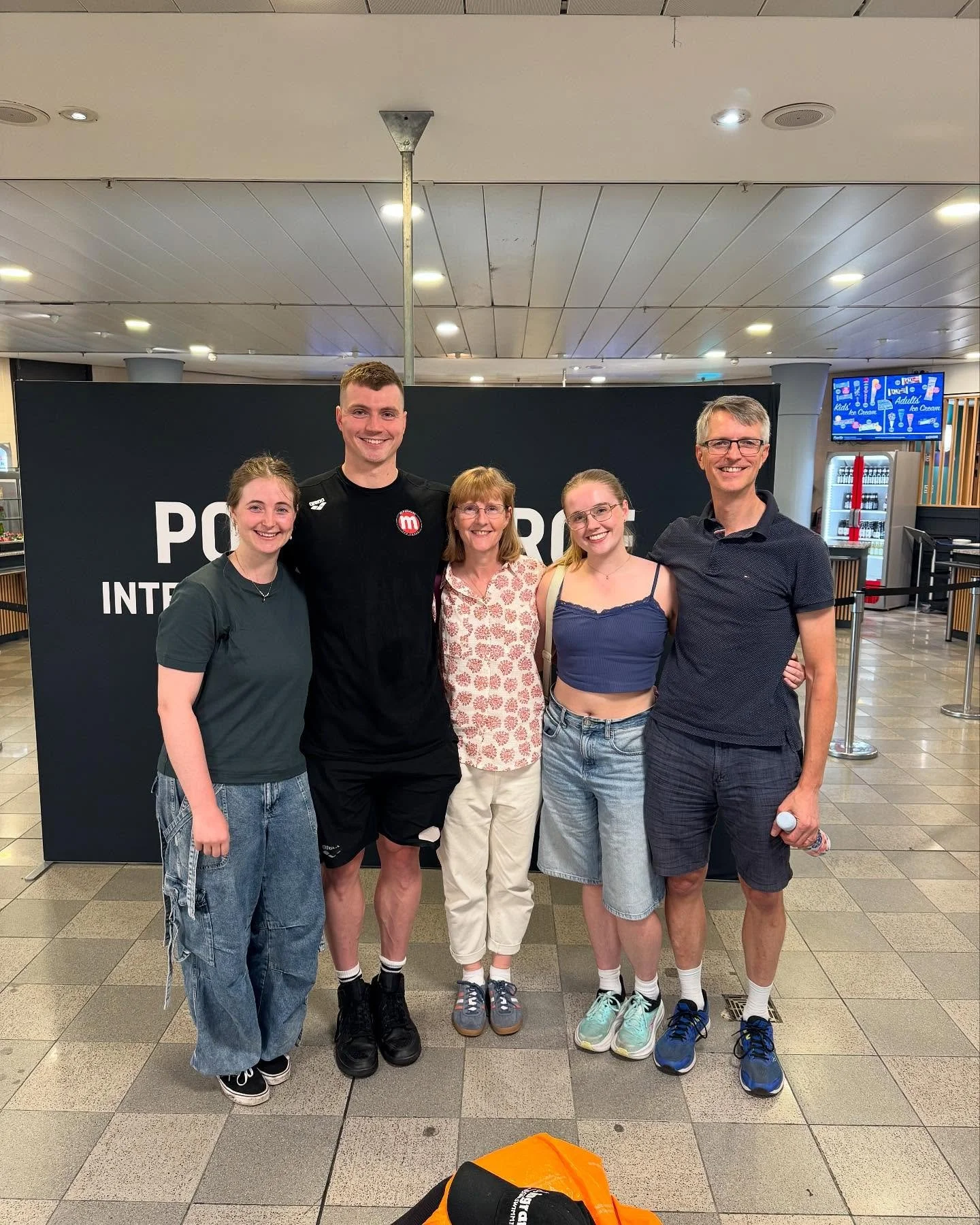This time last week a very up and down season came to end. I’m happy to have pb’d in the 50 fly, ready for another big drop next season! Also very grateful for the unwavering support of these 4 people!