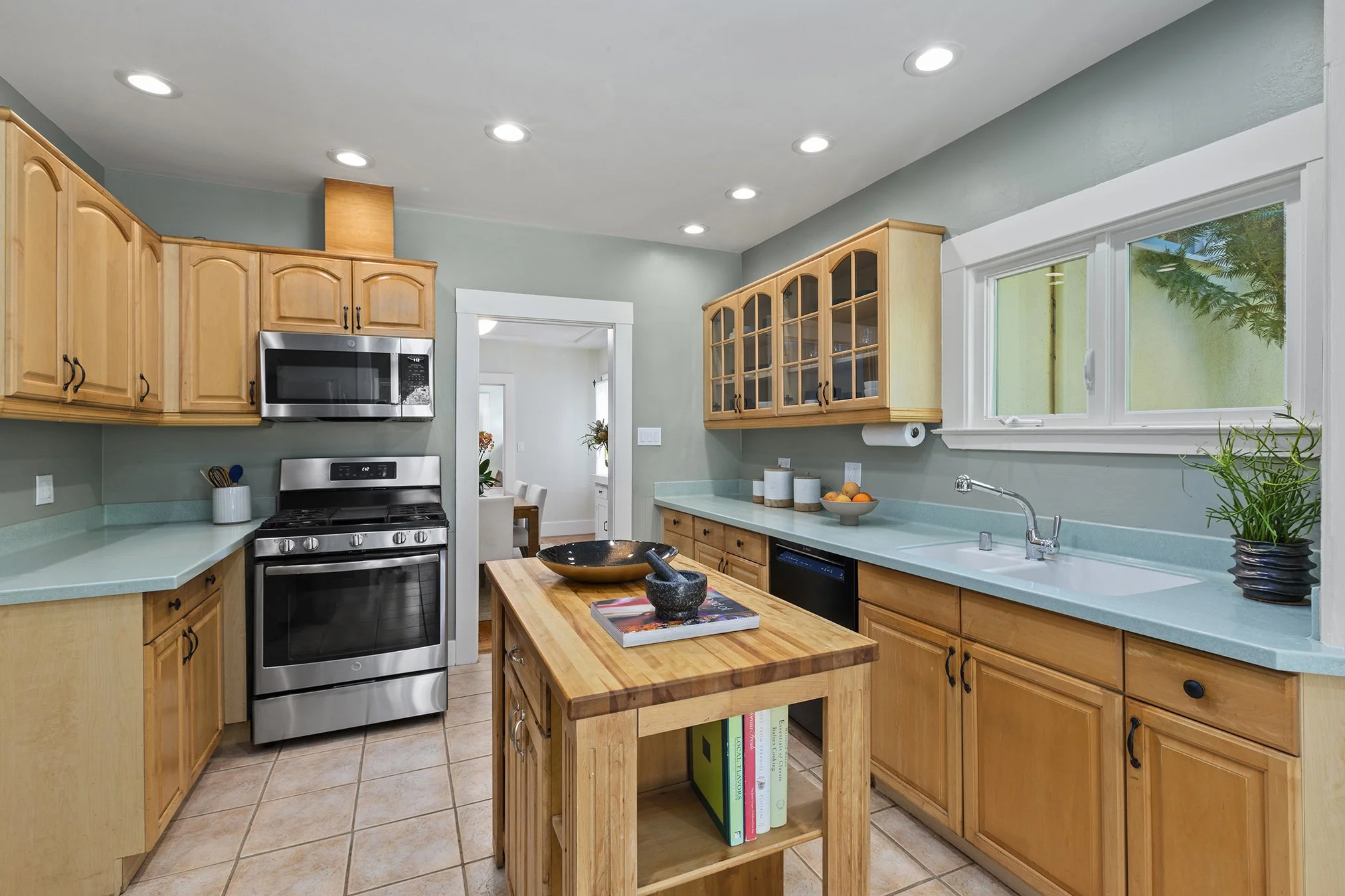 1081Keith Kitch3.jpg