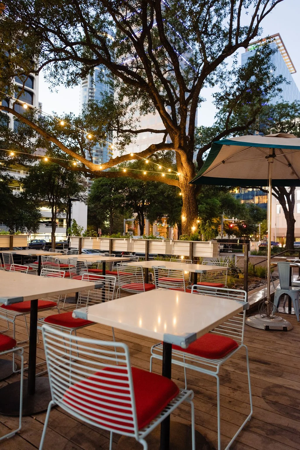  String lights over outdoor patio in the city of Austin 