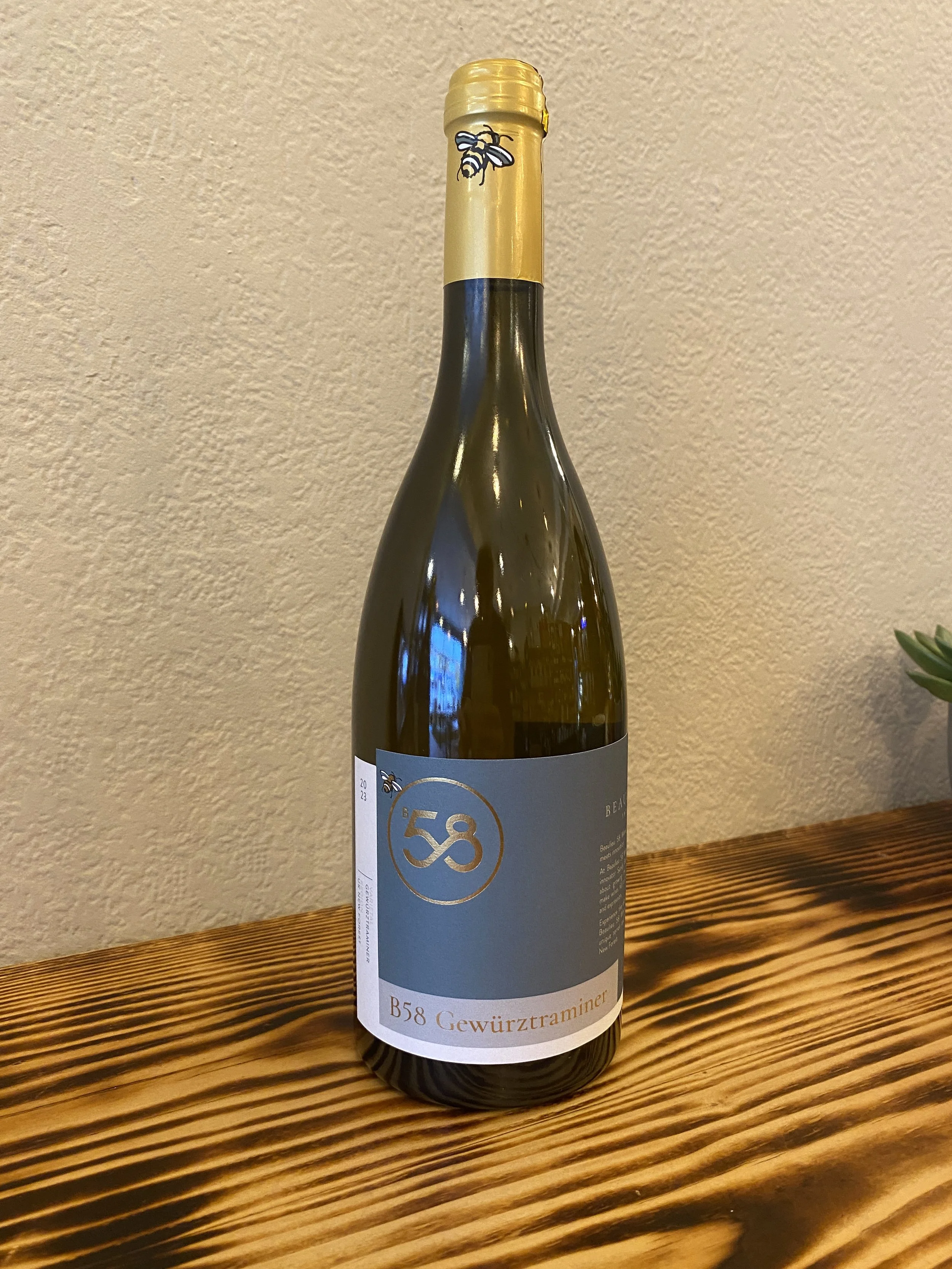 BEAULIEU 58 BEAULIEU RED