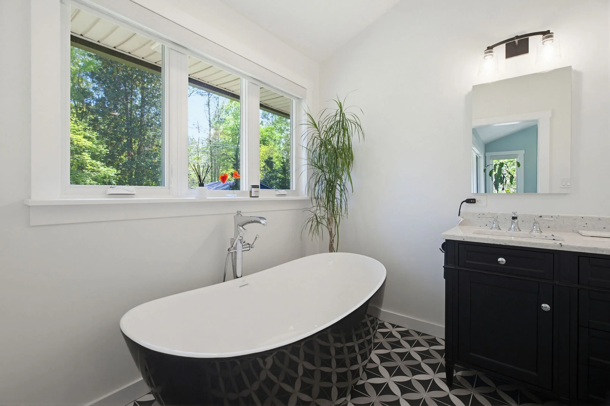 22-web-or-mls-2846 Callway Dr-22.jpg