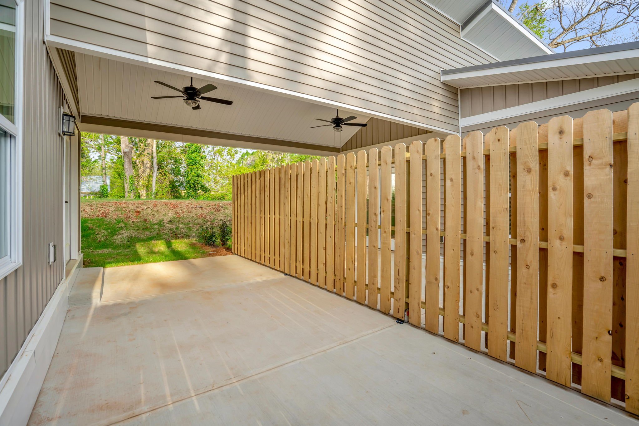 Roll-Construction-custom-home-build-graham-606612N-exterior 4.jpg