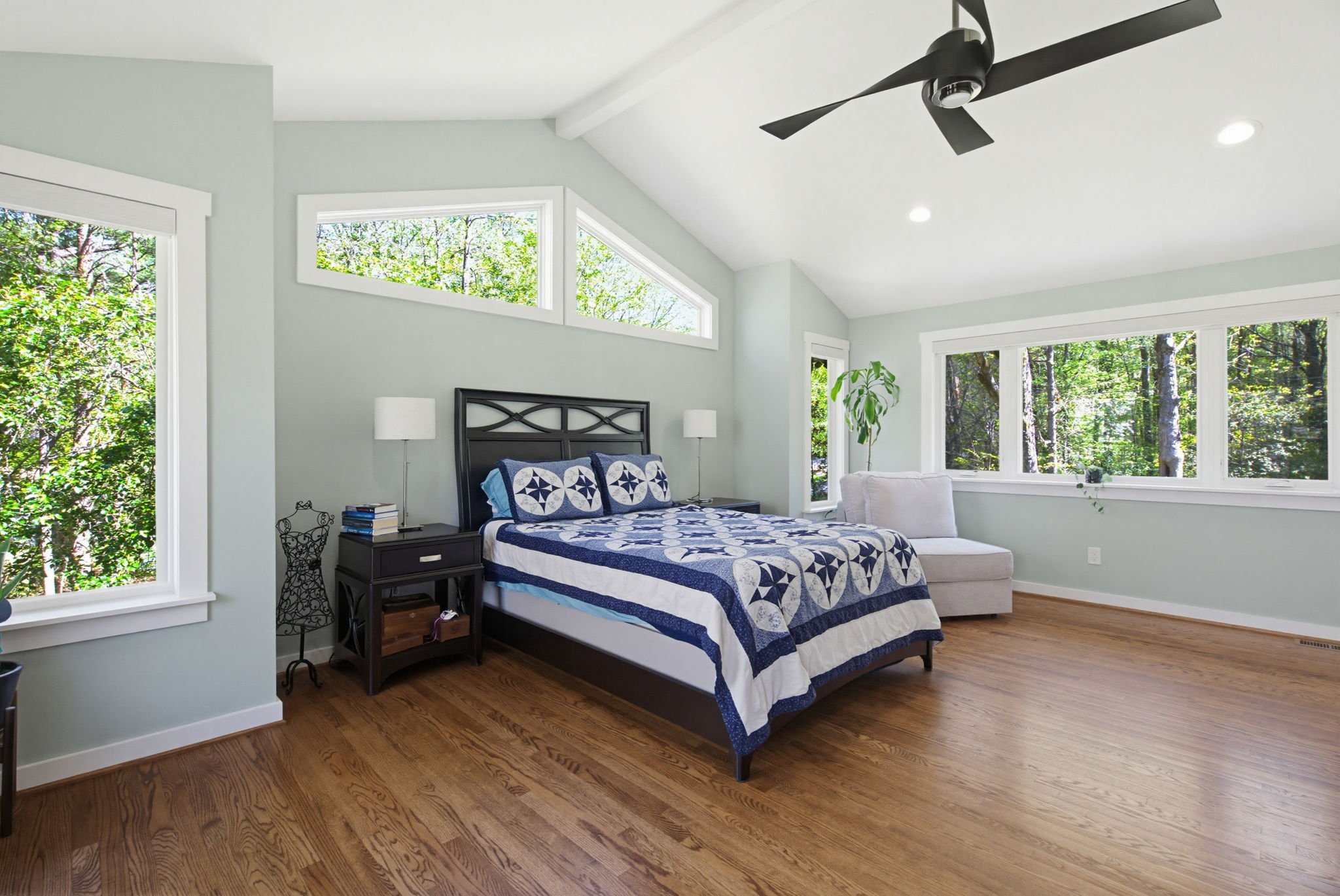 19-web-or-mls-2846 Callway Dr-19.jpg