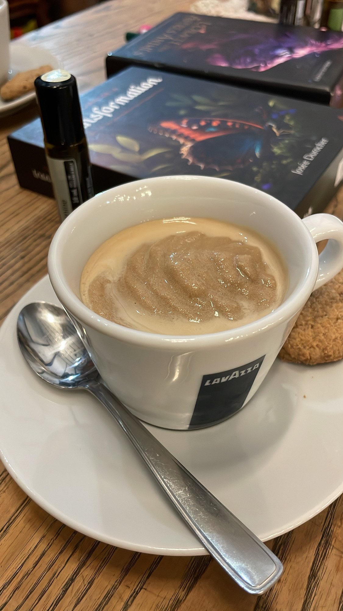 café-crema-cartes-tarot-atelier-intuitif-magasin-general-terrebonne.jpg