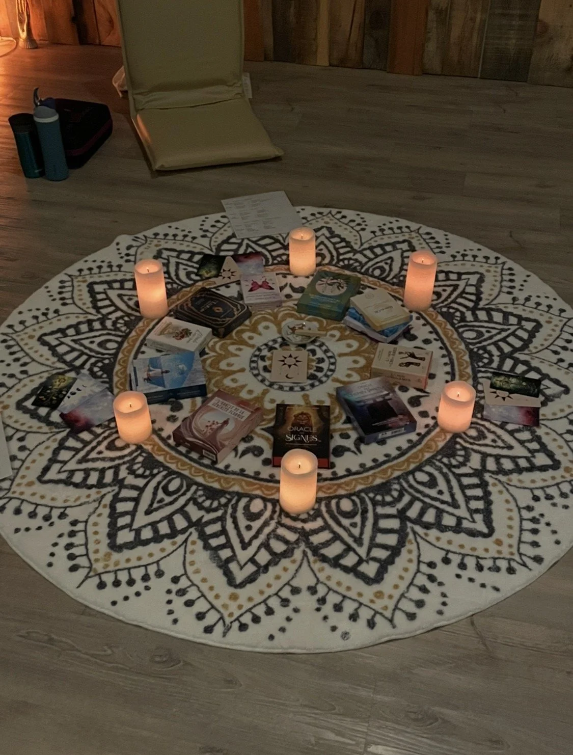 cercle-de-connexion-the-skull-witch-laurie-huiles-essentielles-tarot.PNG