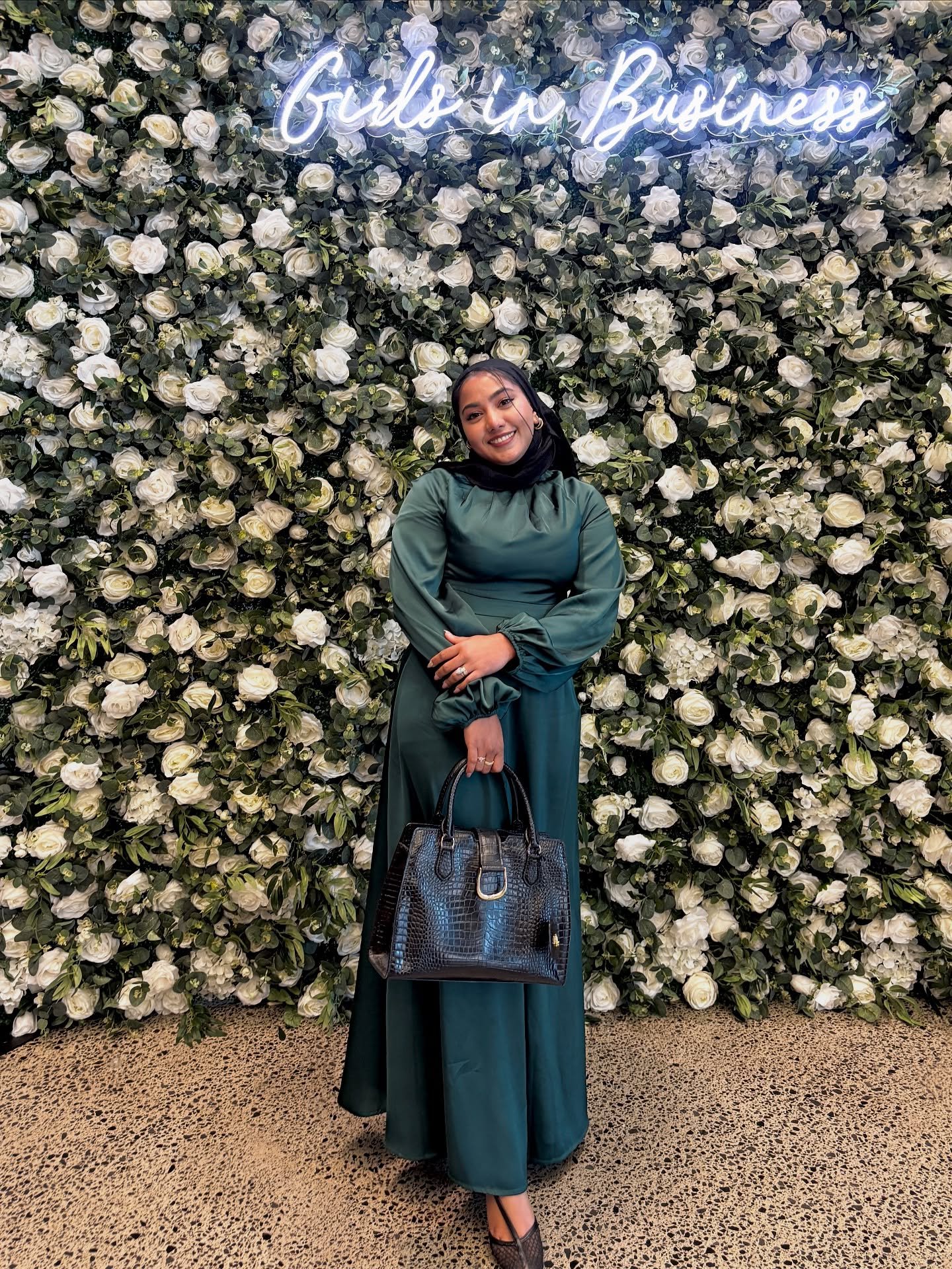 This weekend I had the chance to attend the @girlsinbusiness_official conference for the very first time, and what an experience it was 🤍 Having been on this business journey for just a little over a year now, I&rsquo;m beyond grateful for opportuni
