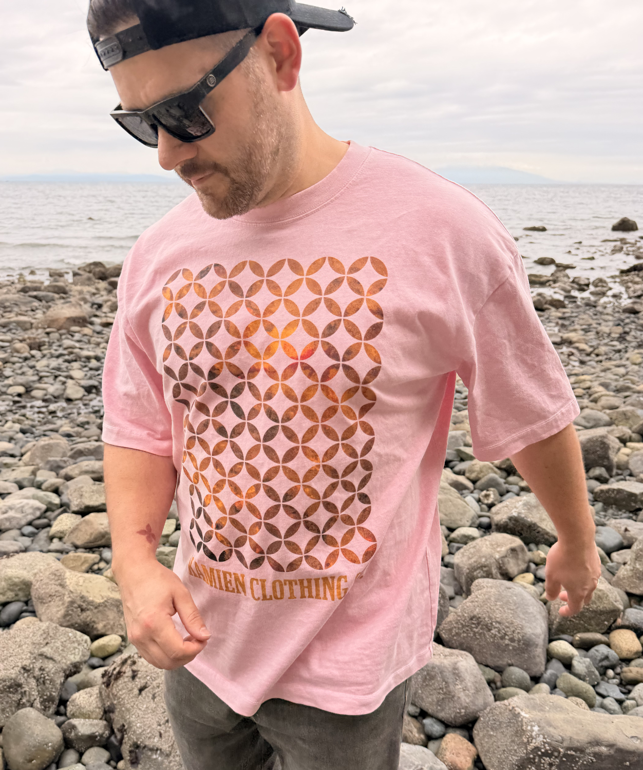 oren pink tshirt m1.png