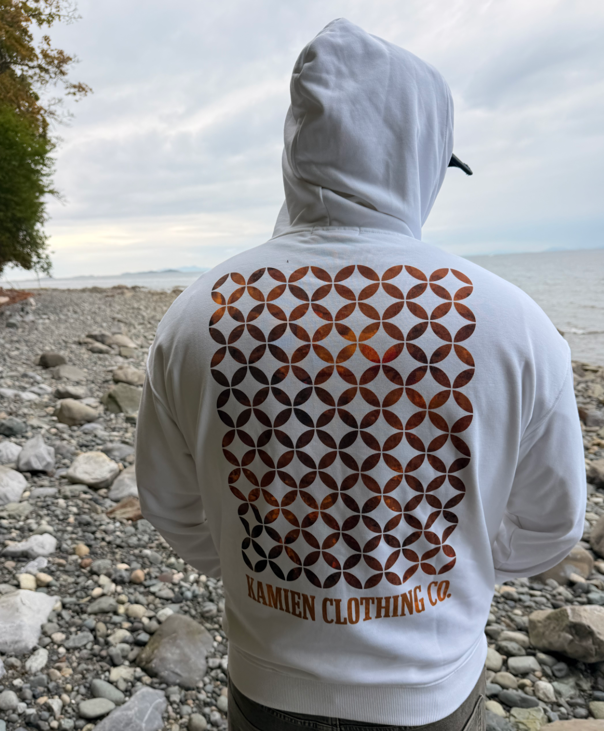 oren hoodie back wht M.png