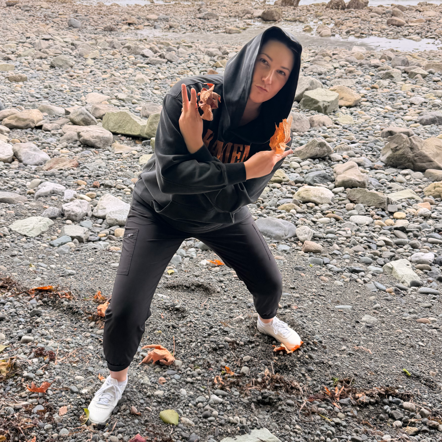 oren hoodie 9 leaves.png