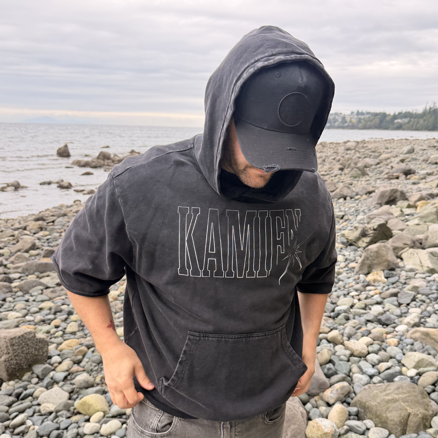 Seren – Short Sleeve Hoodie