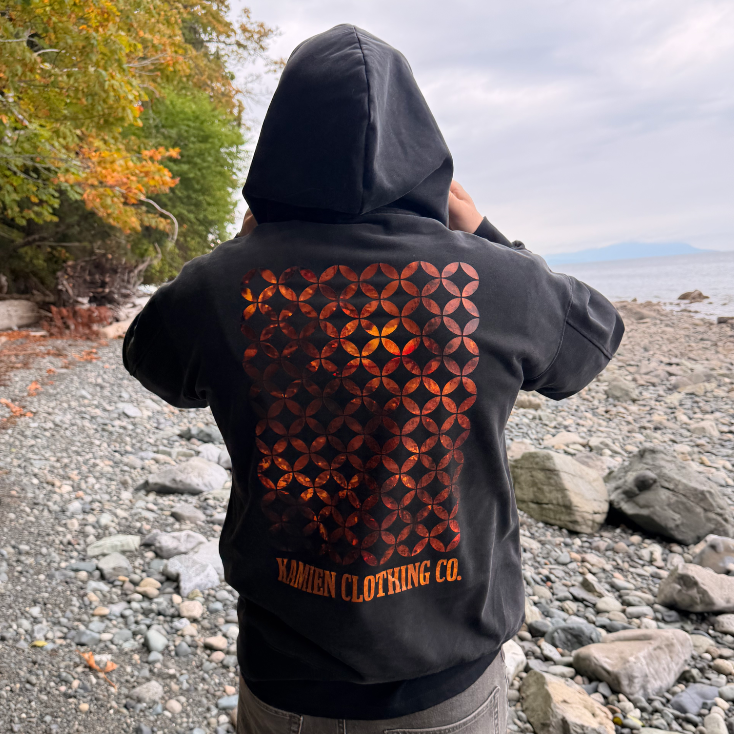 oren hoodie back M 3.png