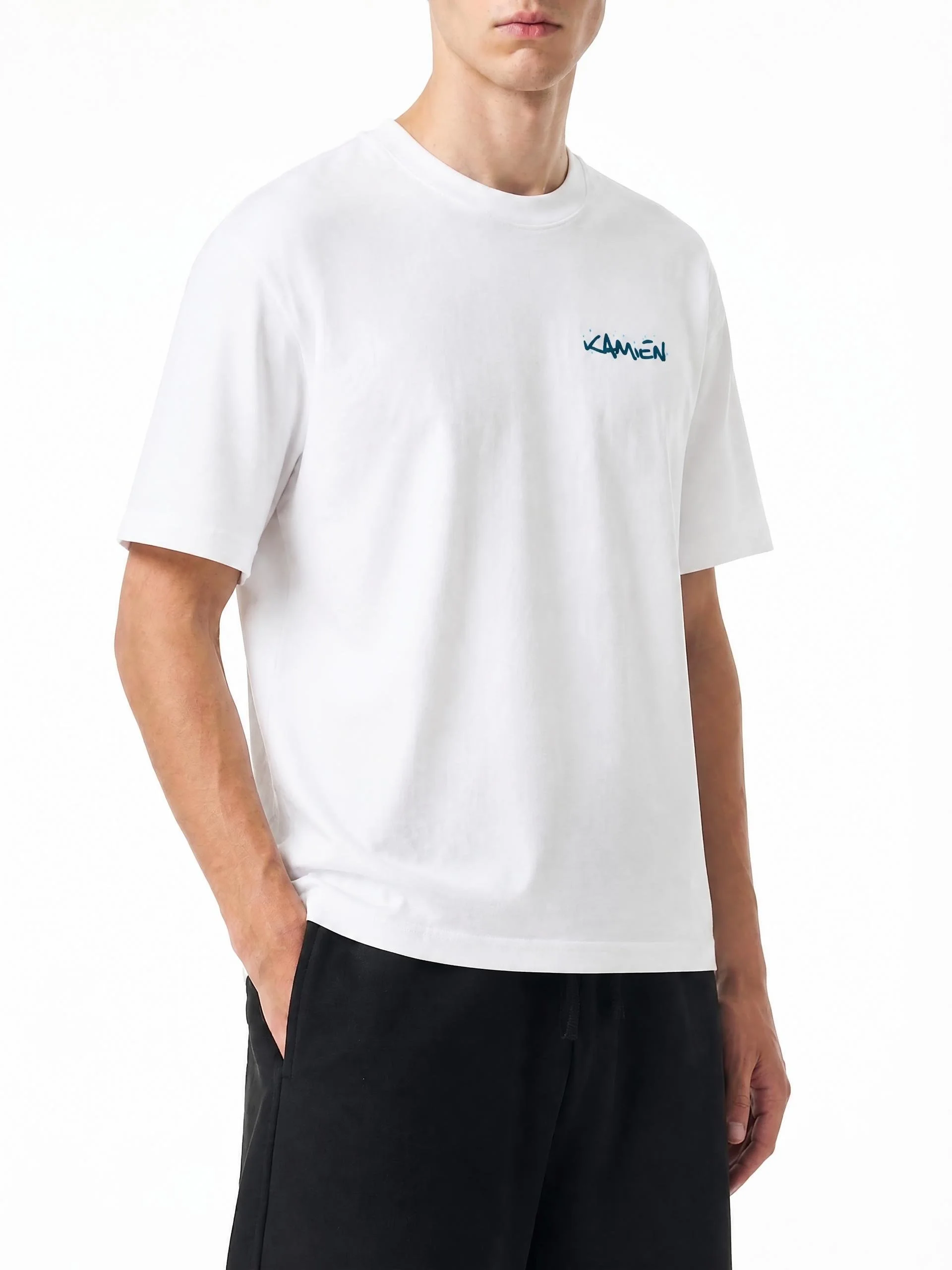 Mockup-UT0292-C001-V2-261002-2 copy.jpeg