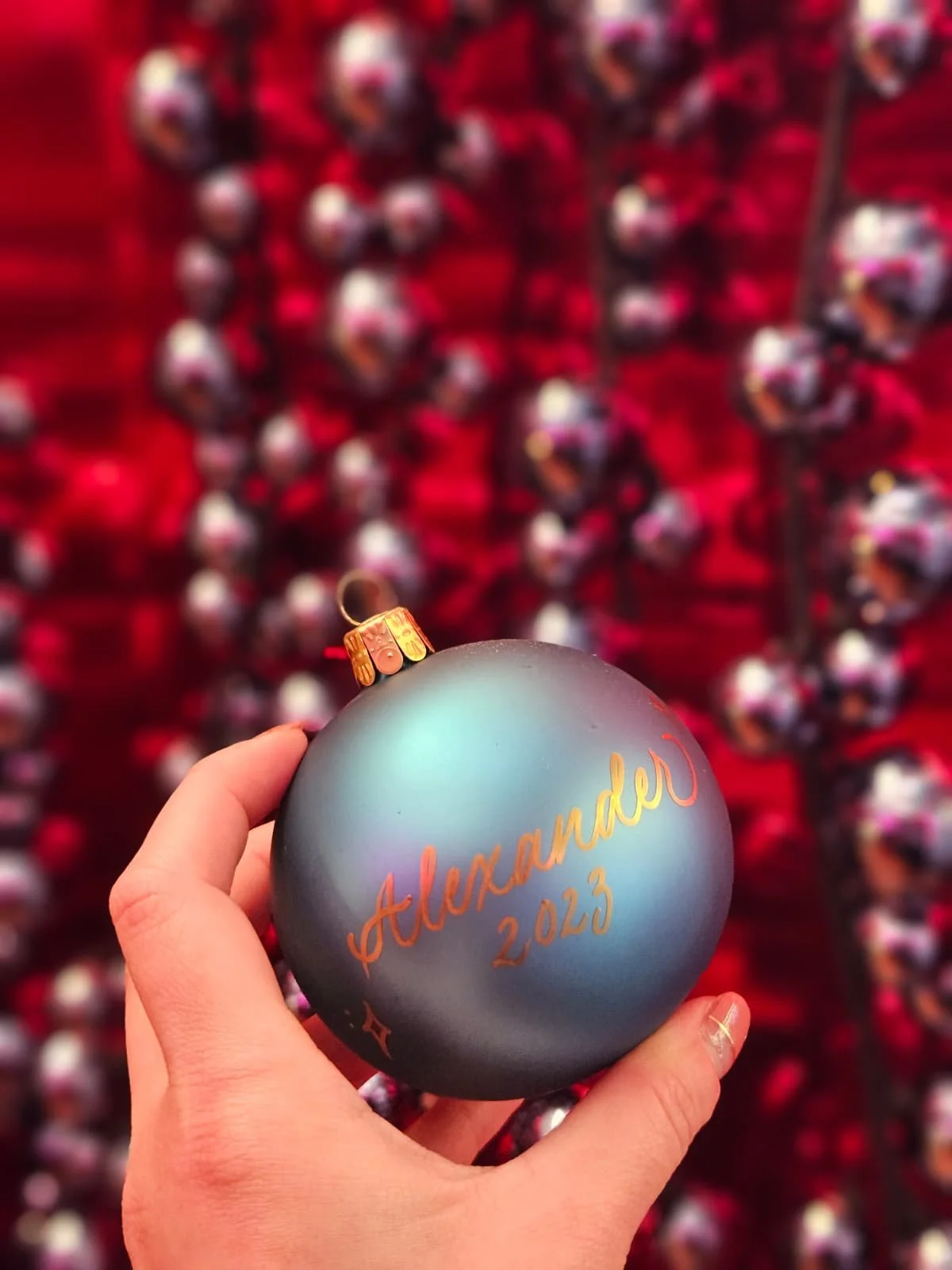 By CH Atelier_Live Calligraphy_Christmas Bauble.jpeg
