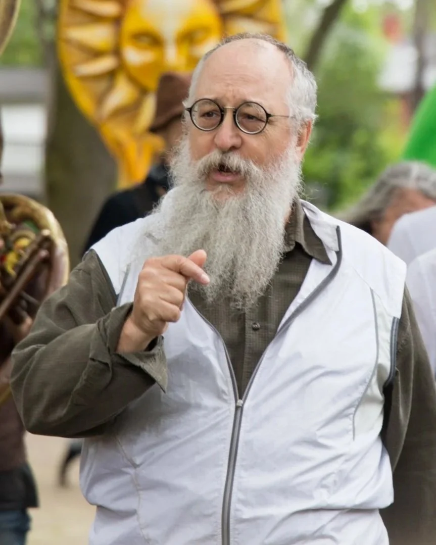 Alan Gasser (singer, conductor) & the Echo Women's Choir