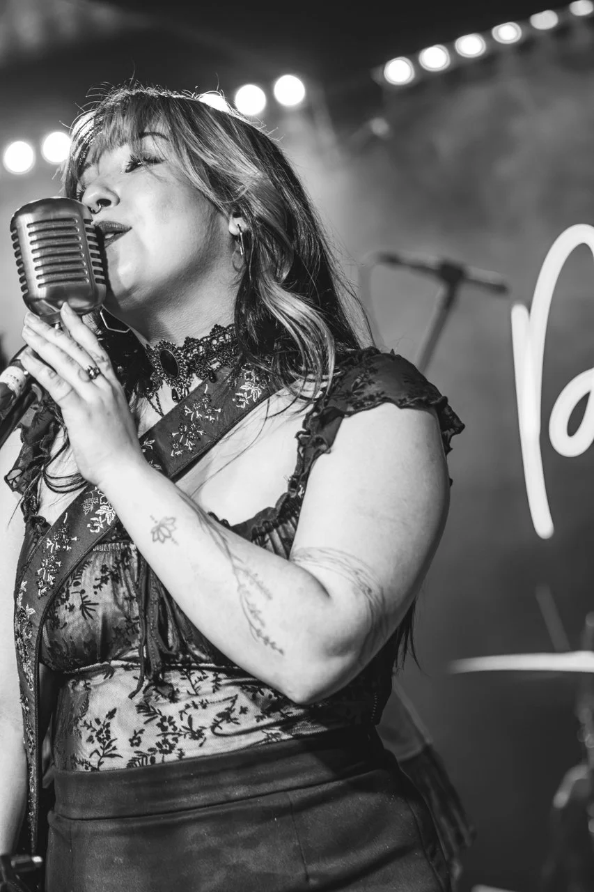 Nahla Moon at Grizzly Goose Pub