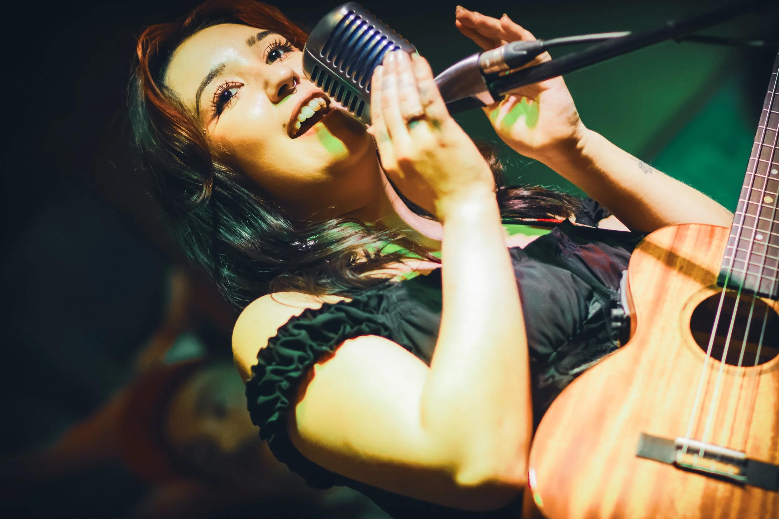 Nahla Moon at King Cob market pub 