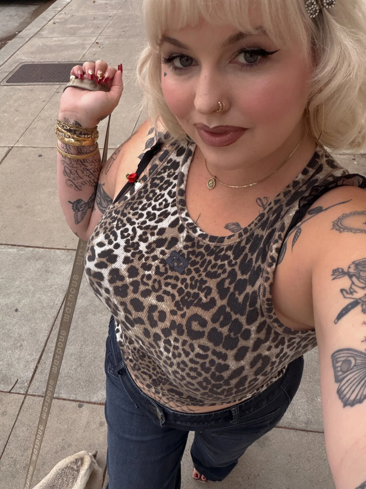 who even am I not wearing a red lip? 💗

#altgirl #alternative #tattoo