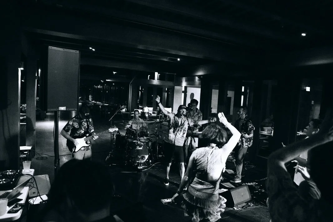 Kona &lsquo;25. Will travel.