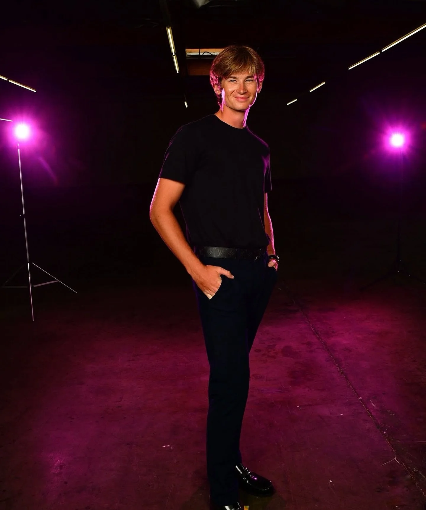 Our second issue is in the works, but first meet our Amare teen, Skyler, at his OC Swim Week casting! Huge thanks to @scottymoson for capturing these moments 📸✨ 

#amareteenmagazine #AmareMag #OCSwimWeek #BehindTheScenes