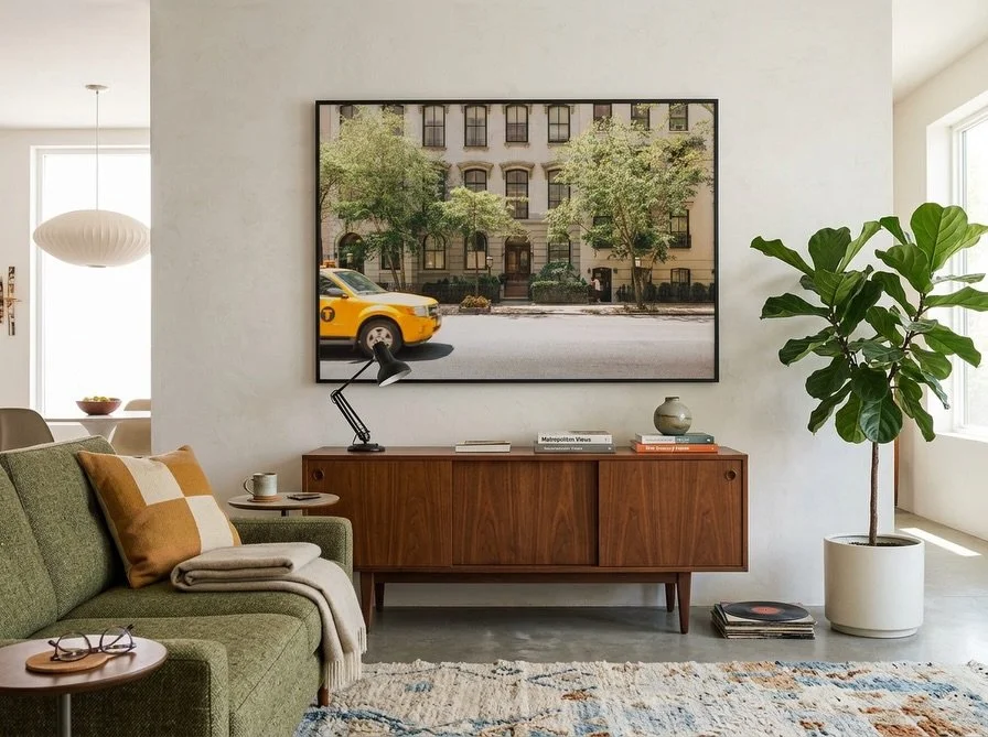 As New York as it gets. Yellow cab, classic building, and if you look closely, a man on his phone. Blink and you&rsquo;ll miss him, but he&rsquo;s the reason this image has life.

Yellow Cab |  Limited edition print, available online.

#nzfineart #ar