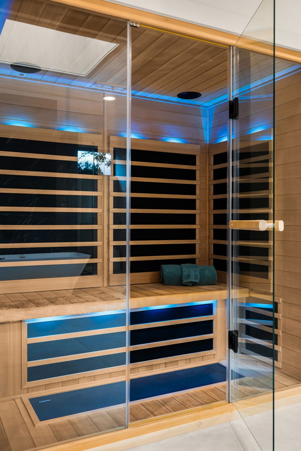 24-web-or-mls-1215-96th-ave-se (9).jpg