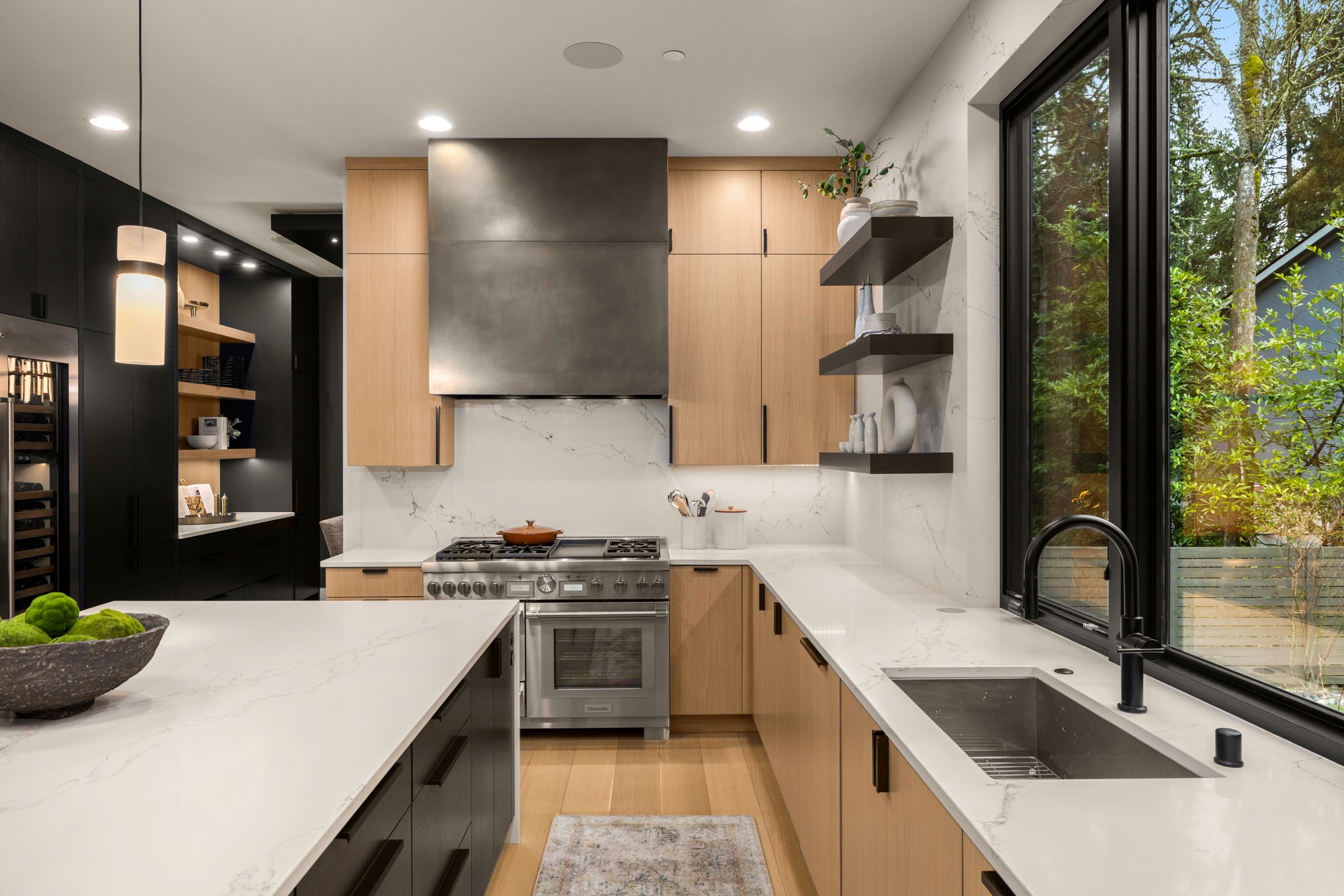 13-web-or-mls-1215-96th-ave-se (3).jpg