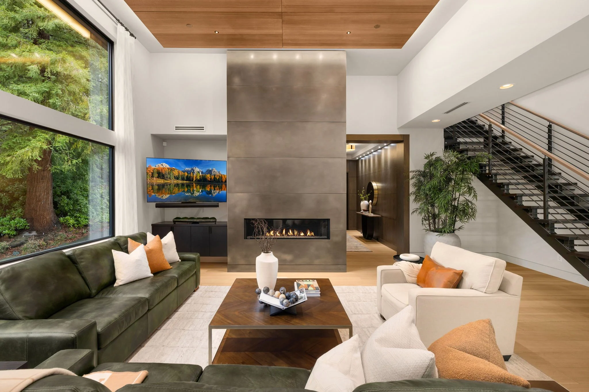 5-web-or-mls-1215-96th-ave-se (1).jpg