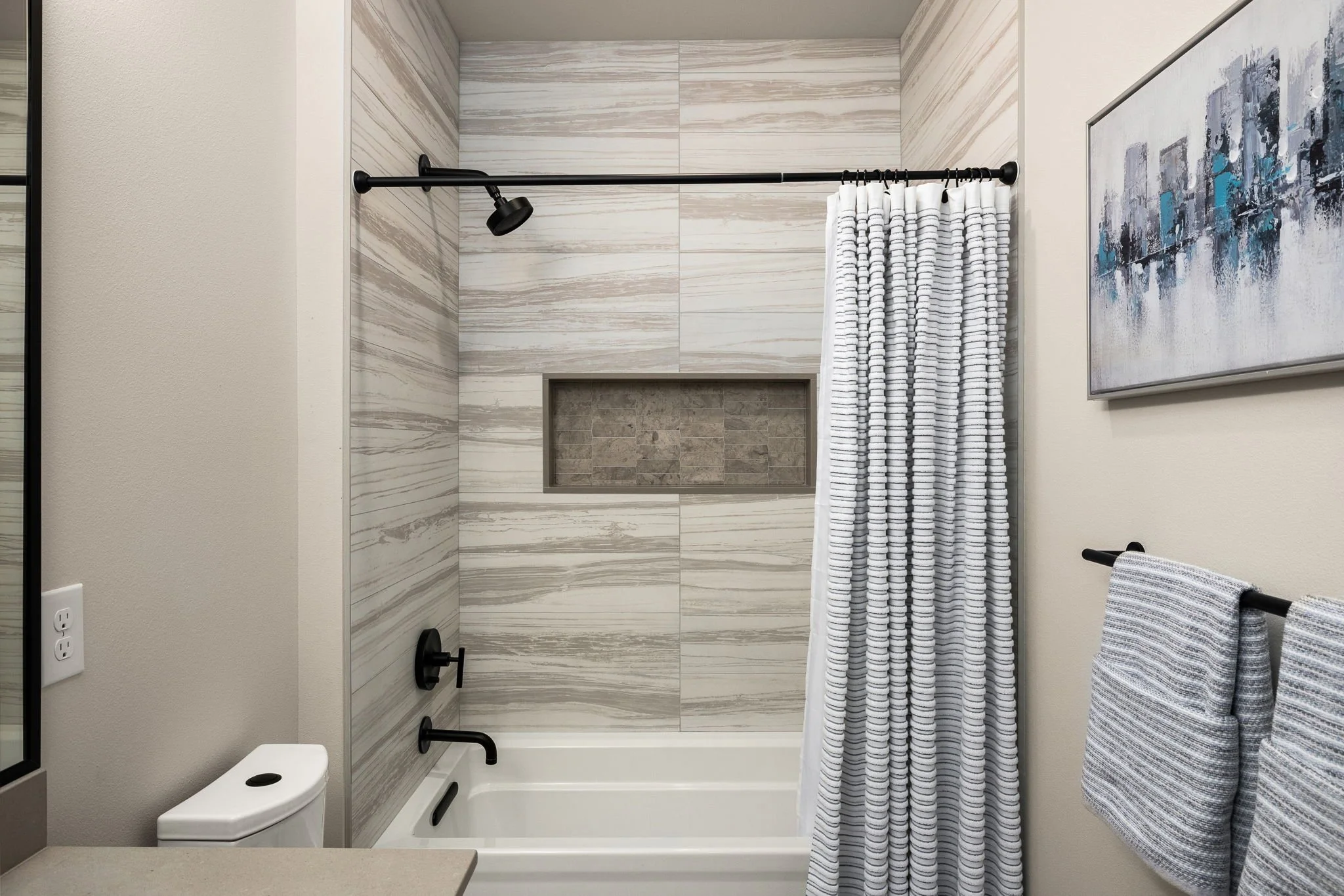 36-web-or-mls-1215-96th-ave-se.jpg