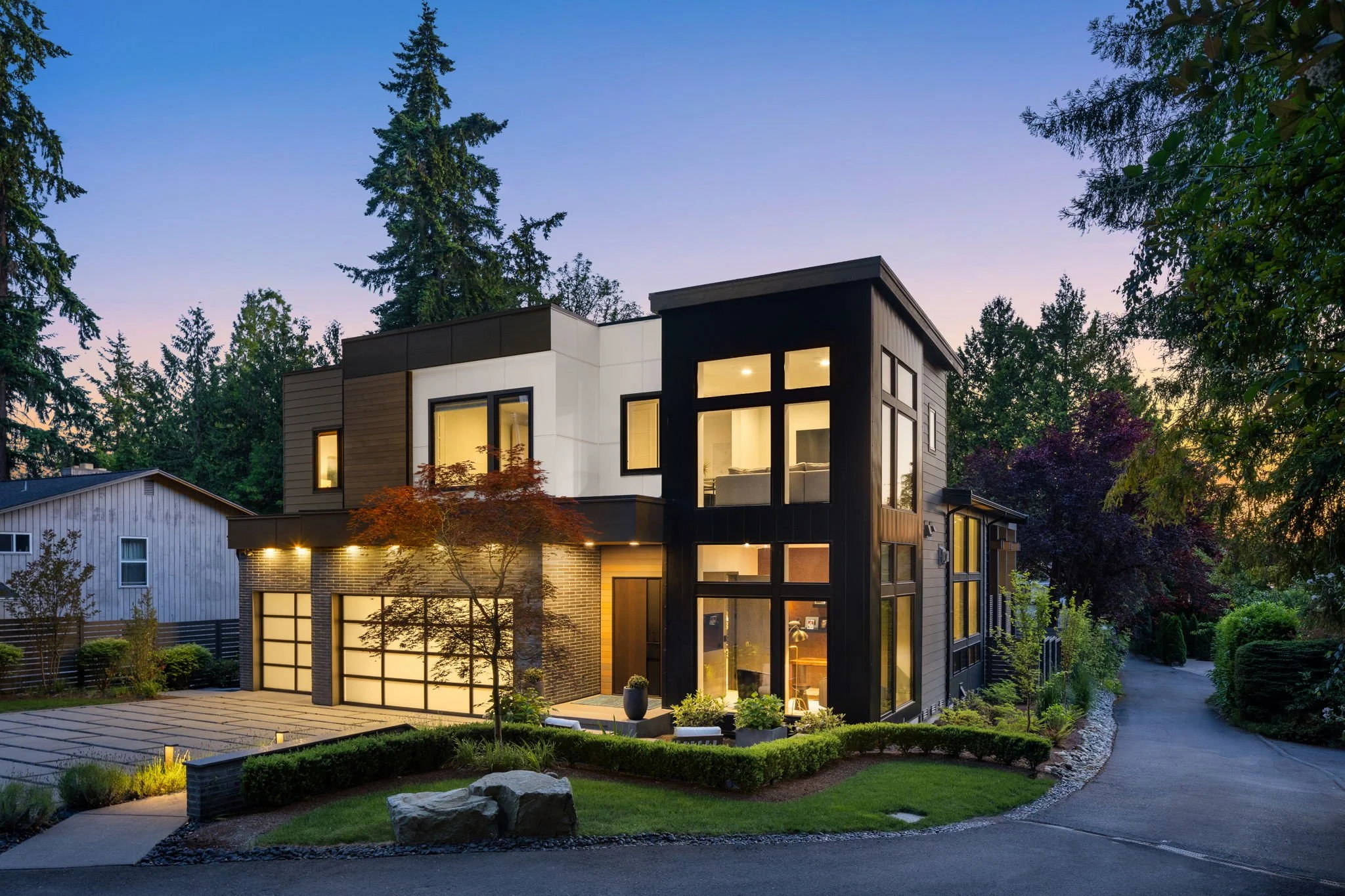 2-web-or-mls-1215-96th-ave-se.jpg