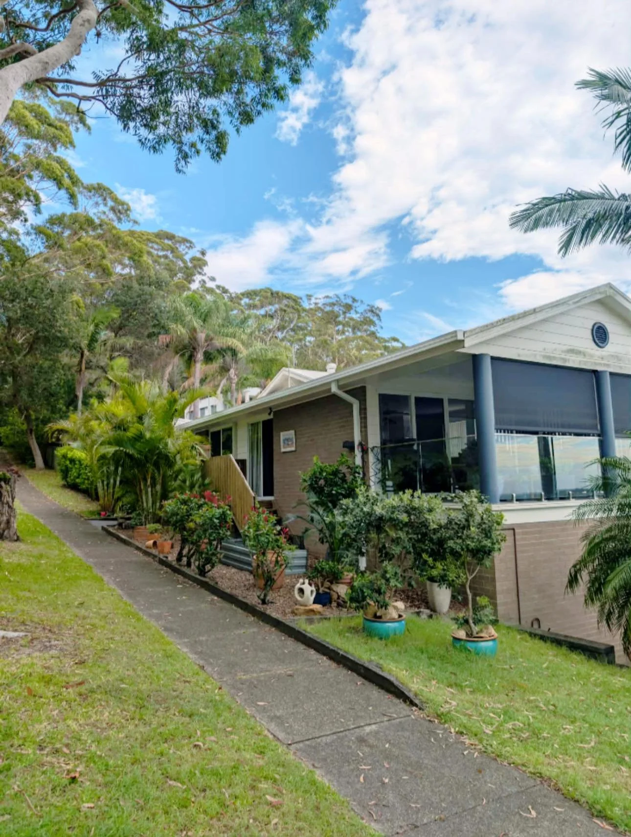 Gutter and downpipe corlette.jpeg