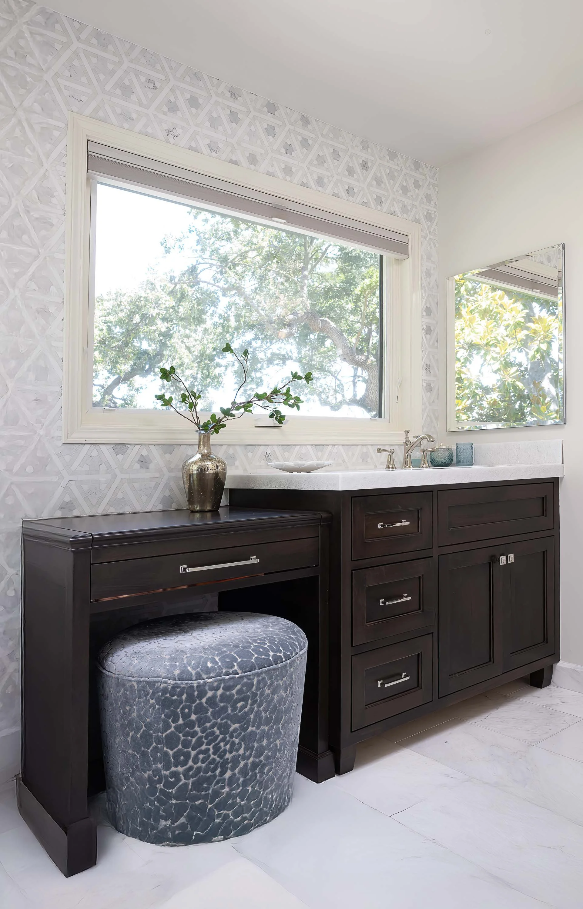 Interior Designer Kelly Tivey Castlewood Views 09.jpg