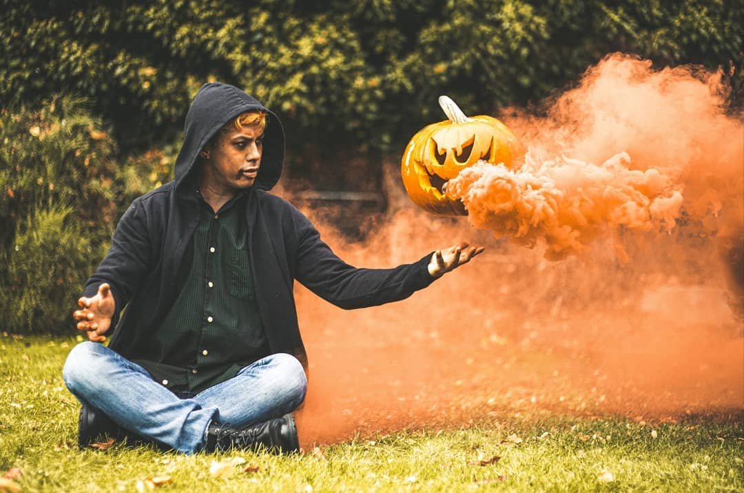 🎃Model - @deusbraw (1/3)
&bull;
&bull;
&bull;
#photography #canon #canon5Dmarkiii #canon5d #portraiture #portrait #kelowna #penticton #kaleden #okanagan #canada #bc #britishcolumbia #cold #cloudy #model #emotion #angst #finesse #nature #dslr #fall #
