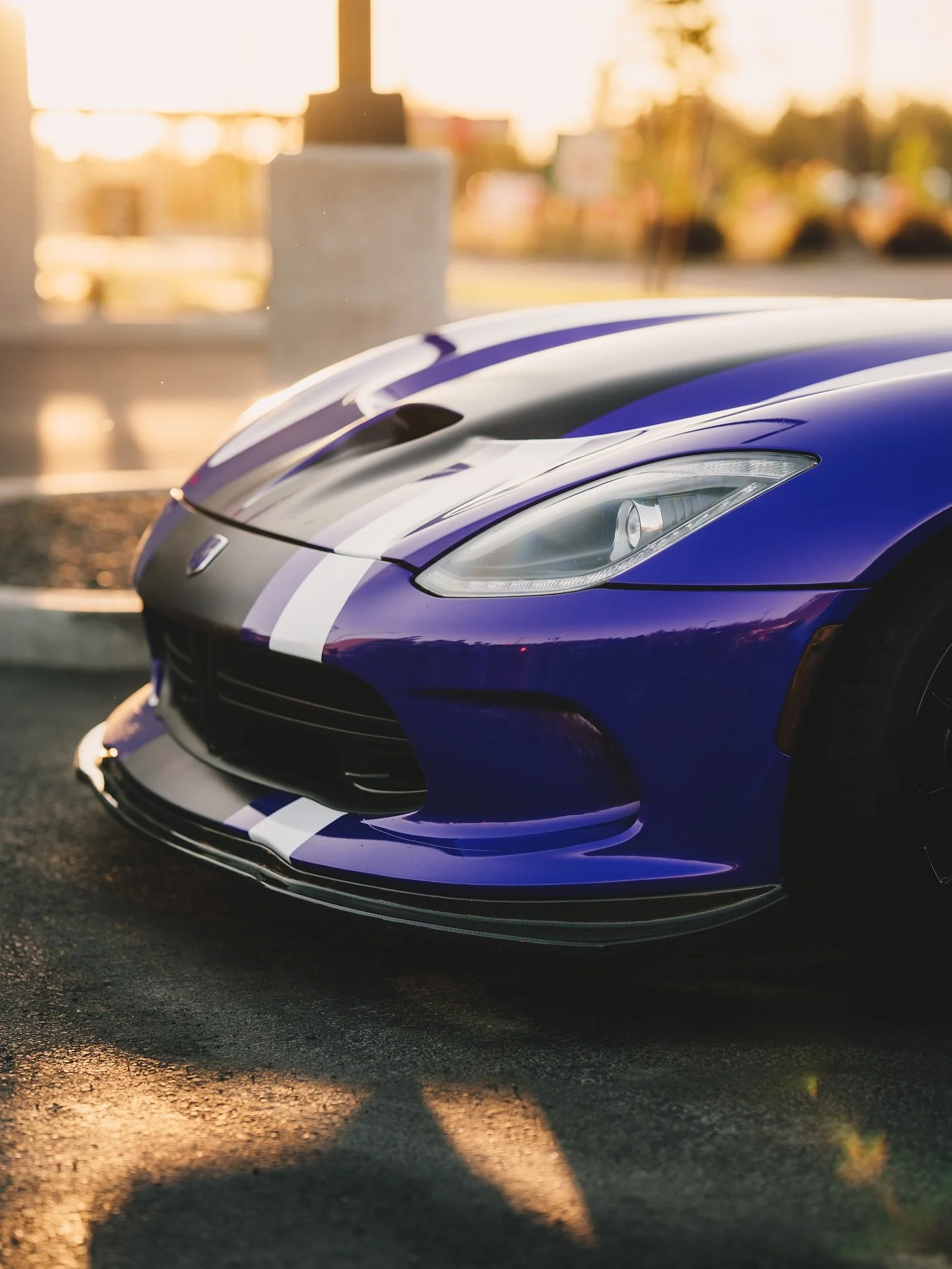 🧐The perfect trio? 
Viper Reckless. Aston Elegant. Lambo Bold.
📸Need photos of your car? DM or Press &ldquo;Contact&rdquo; in my bio @shotbysamka
-
-
-
-#viper #astonmartin #lamborghini #goldenhour #photographer #cars
