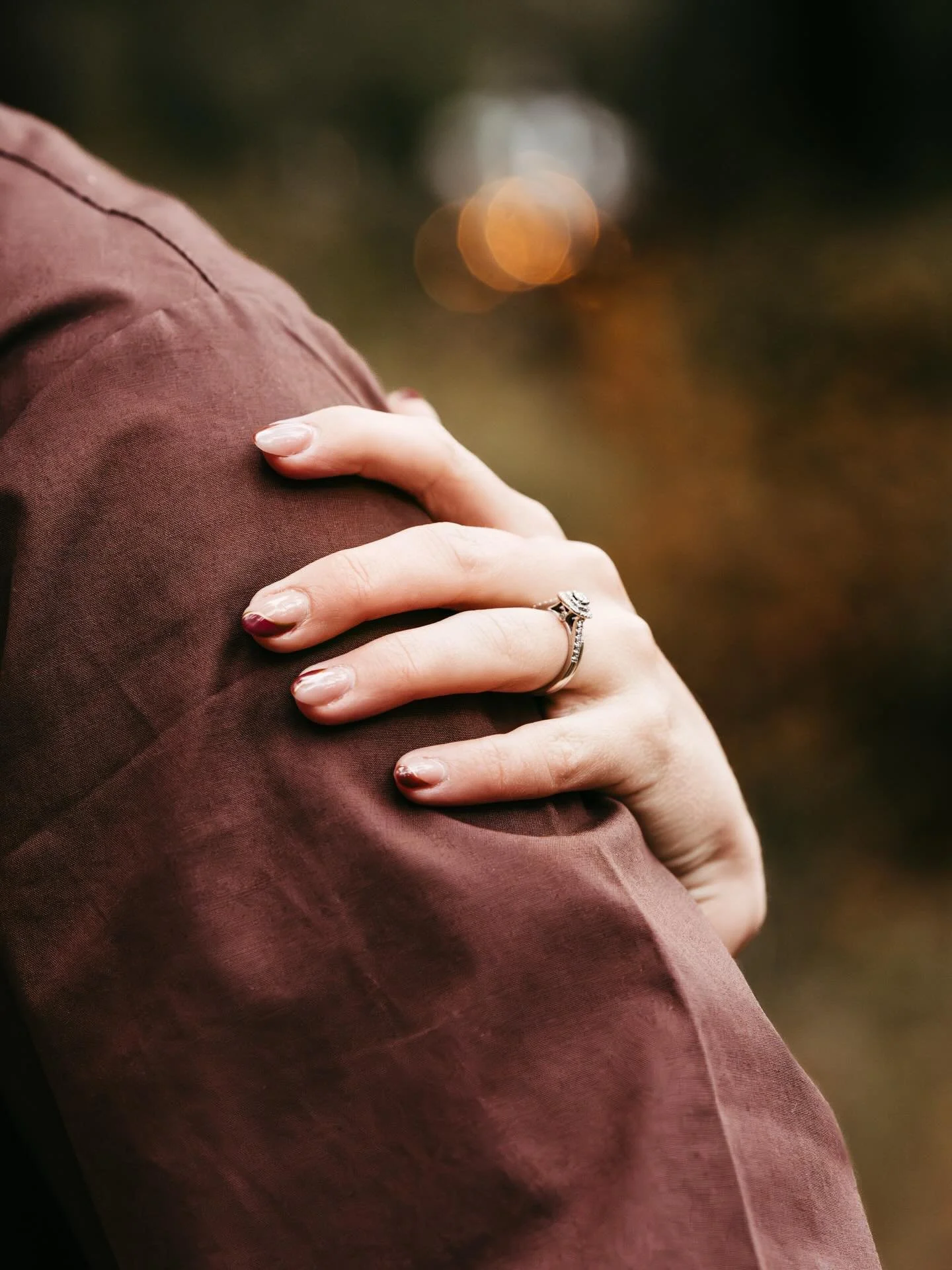 It&rsquo;s all about the details✨
Austin &amp; Alana Benson&rsquo;s beautiful Wedding 
📸 Want every moment captured? Book now, link in Bio!
-
-
-
#wedding #weddingphotography #pnw