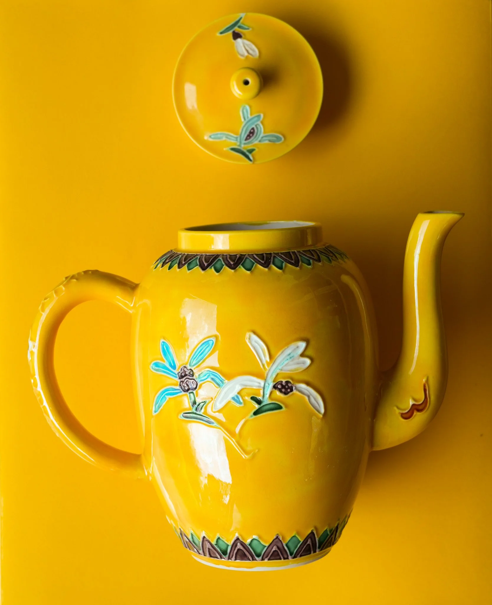 Heian Hakuho Yellow Pot 平安白鳳ポット(日本)