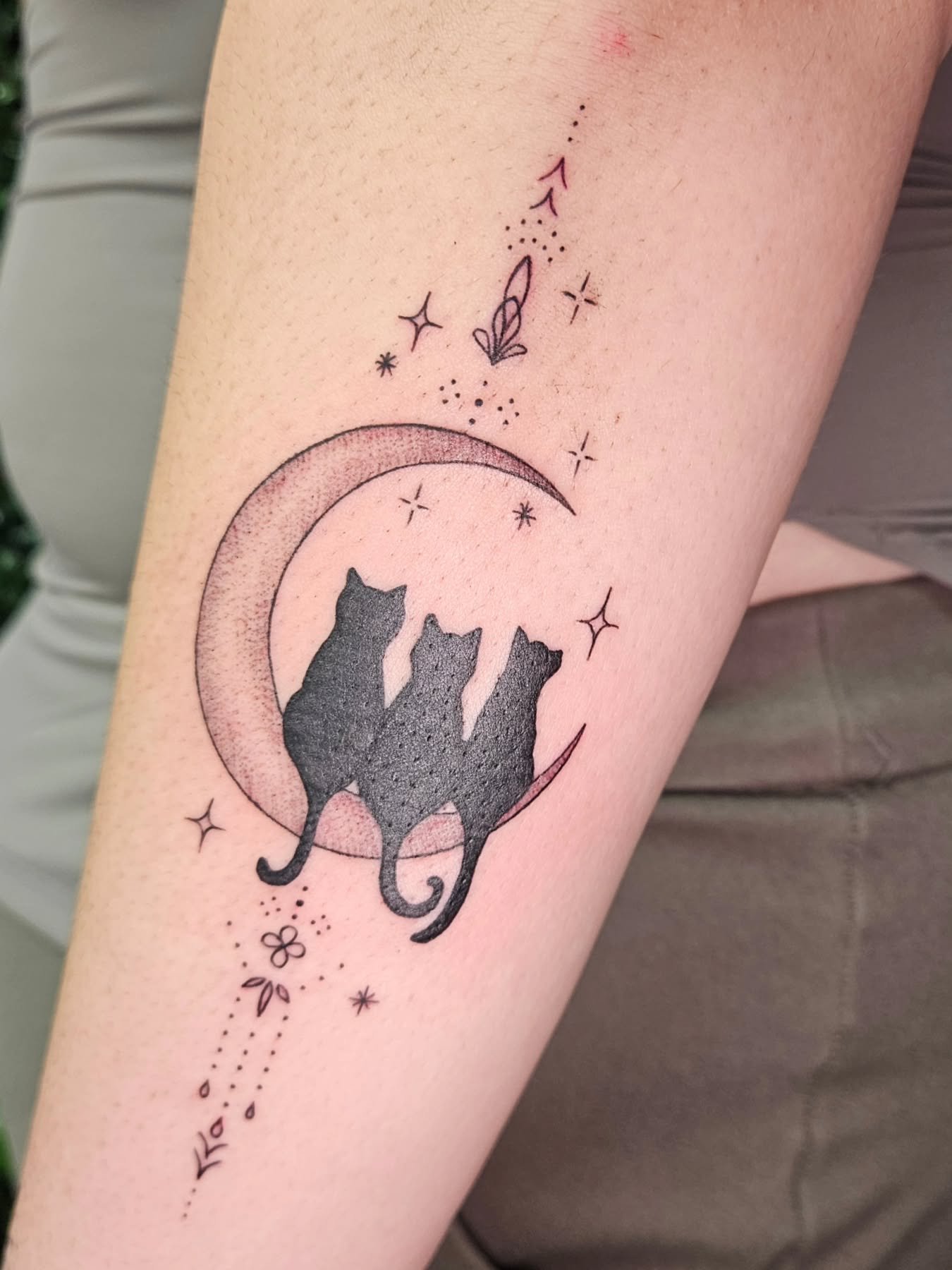 For Makaiya, thank you! 🤍🤍🤍