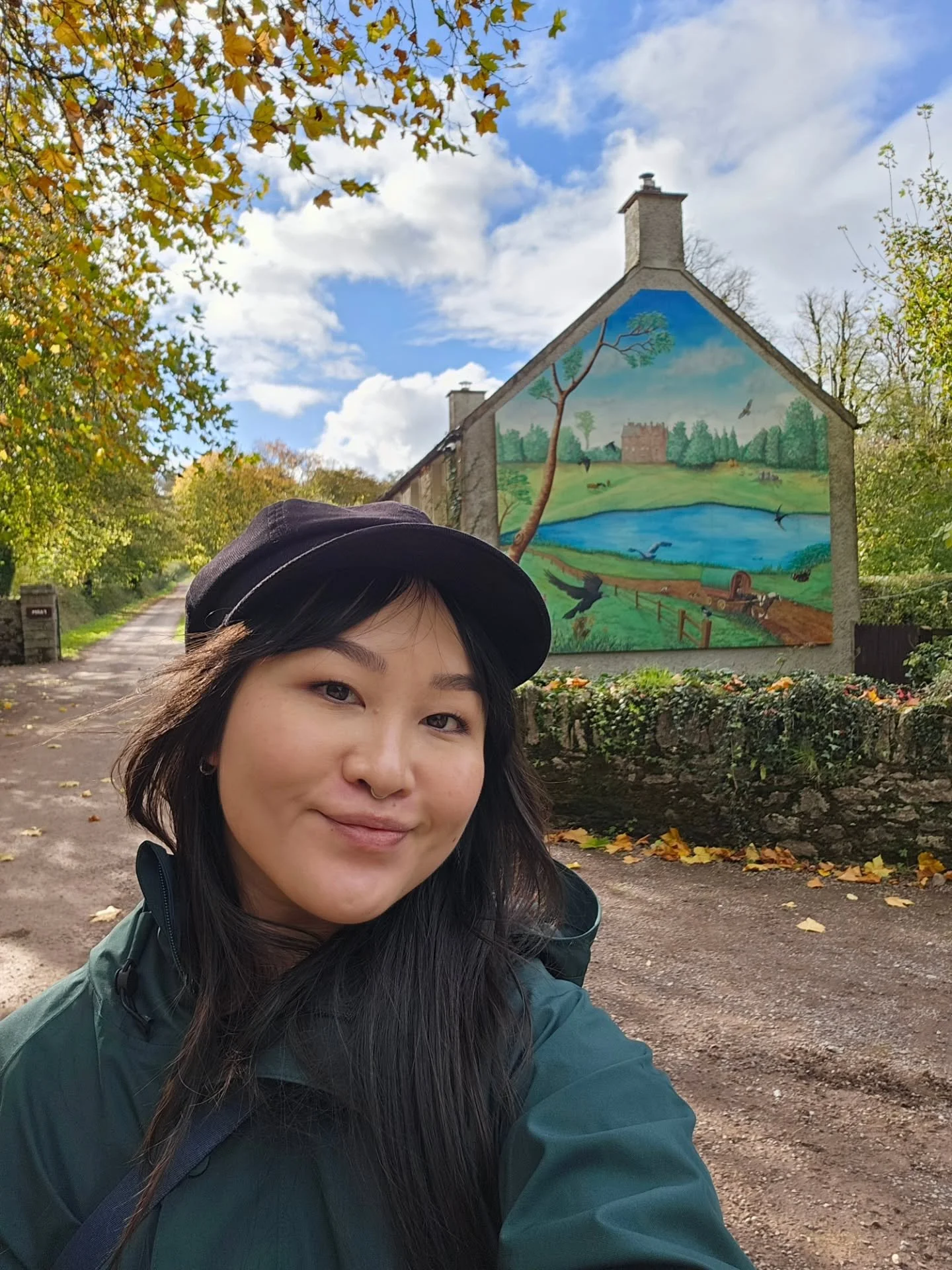 Some non-tattoo content for y'all! I just got back from a trip to Ireland and Scotland! I had an incredible time and I can't wait to return and see even more of both countries 🥰 okay, now back to our regularly scheduled program. Sl&aacute;inte! 🍻