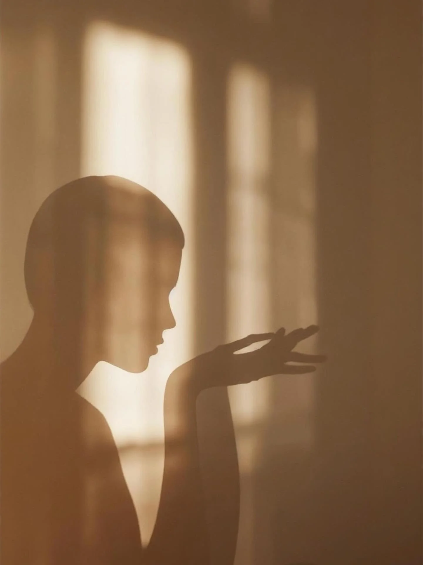 Healing = Returning to Yourself

Healing isn&rsquo;t fixing.
It&rsquo;s remembering:
&bull; Your natural rhythm
&bull; Your energy
&bull; Your clarity
&bull; Your softness
&bull; Your power

Your body already knows the way.
You just need to reconnect