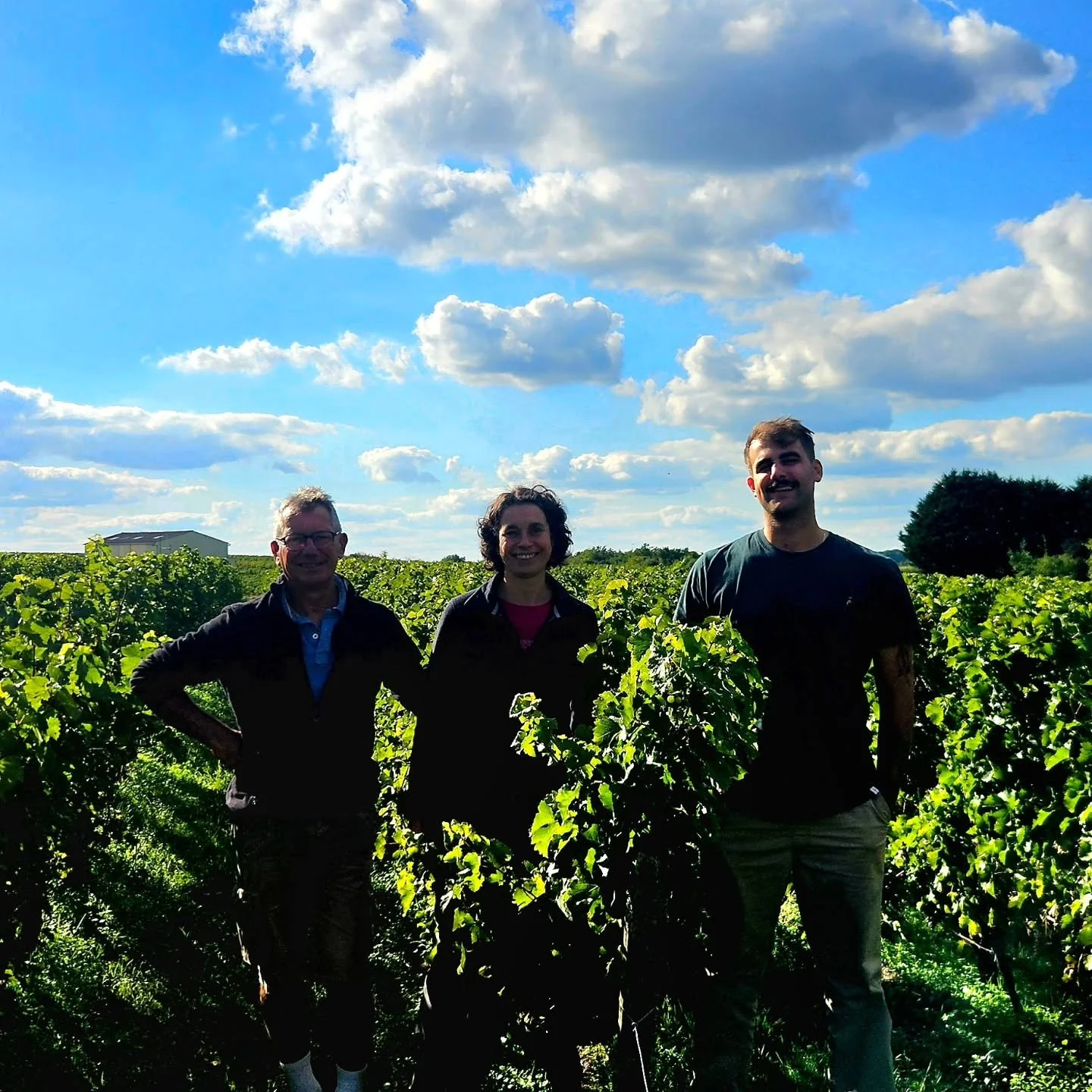 INSTANT DE VIGNE🍷
Escapade en Touraine au domaine SAUVETE re&ccedil;u par J&eacute;r&ocirc;me et Mathilde (4&egrave;me et 5&egrave;me g&eacute;n&eacute;ration). 
Une magnifique gamme de blancs, ros&eacute; et rouges mettant en valeur les c&eacute;pa